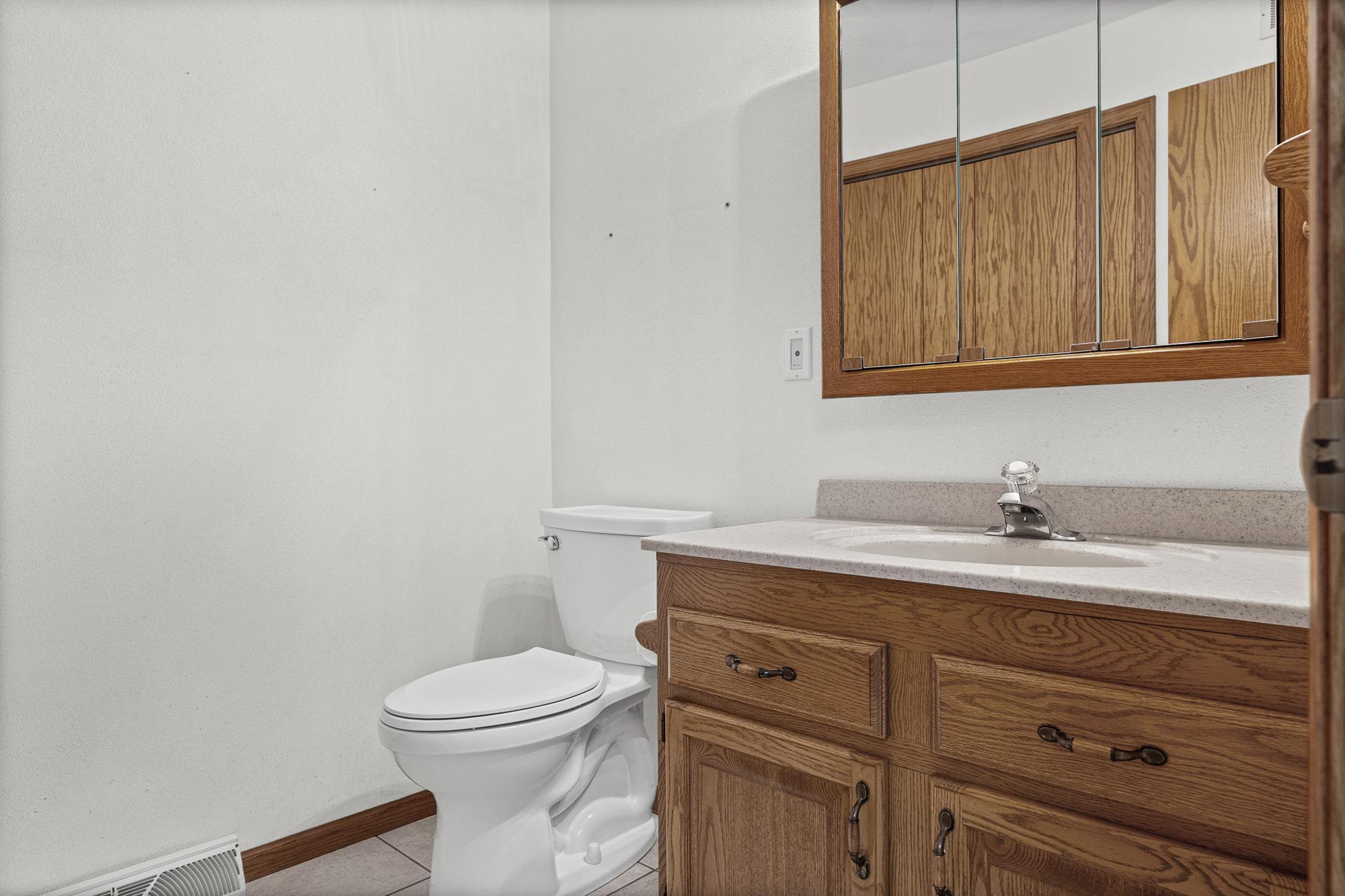 525 S 14th Street Property Photo 12