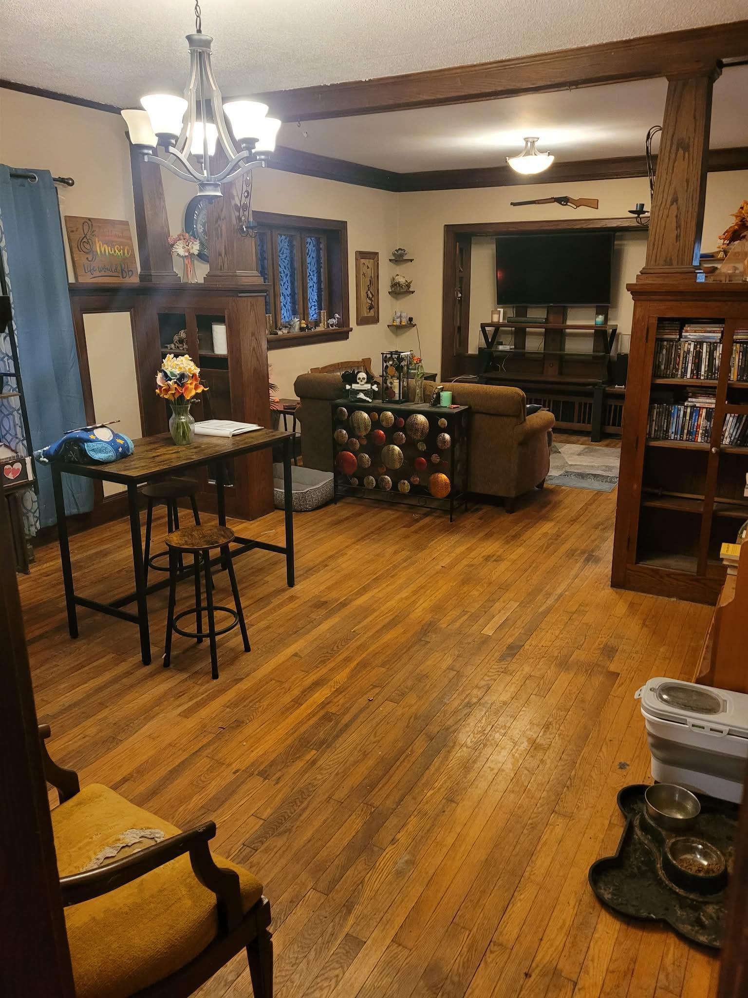 11 S Quinn Street Property Photo 3