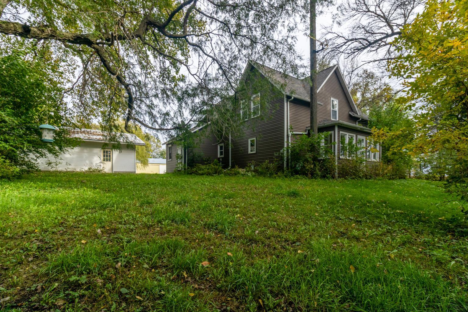 42328 750th Avenue Property Photo 1