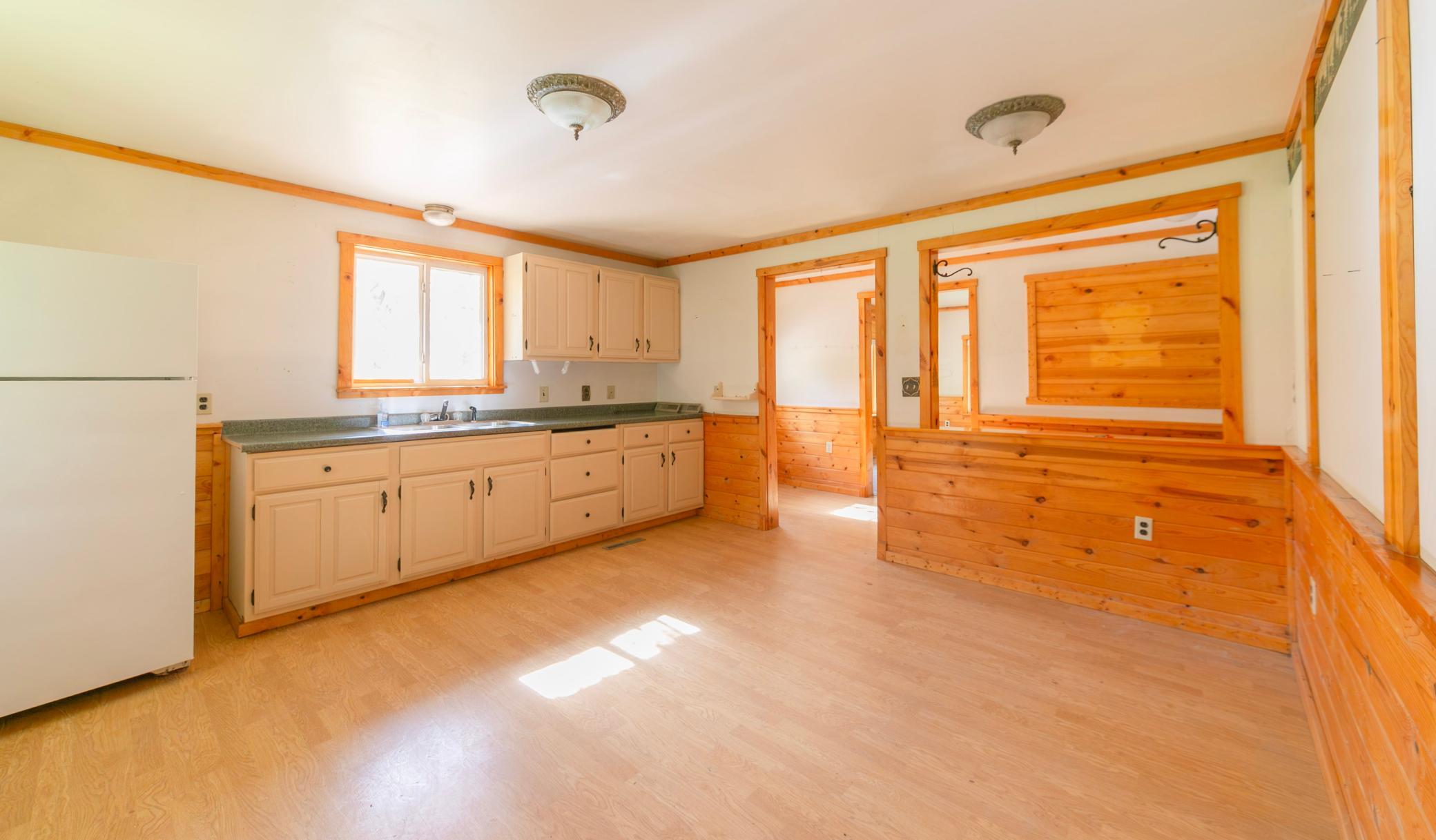 4242 County 4 Ne Property Photo 10