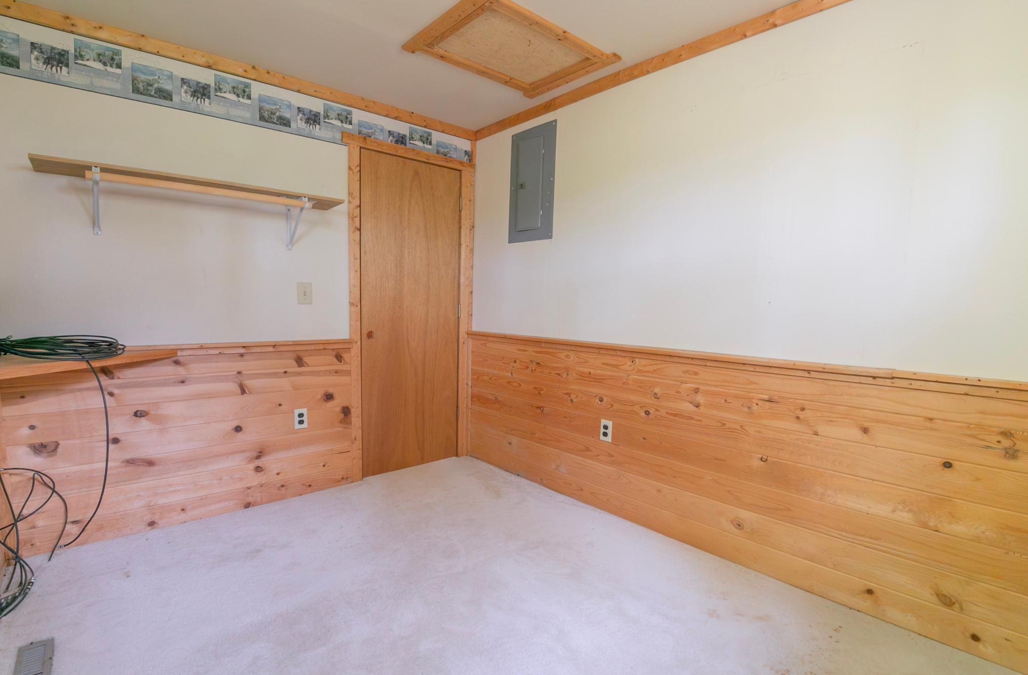 4242 County 4 Ne Property Photo 16