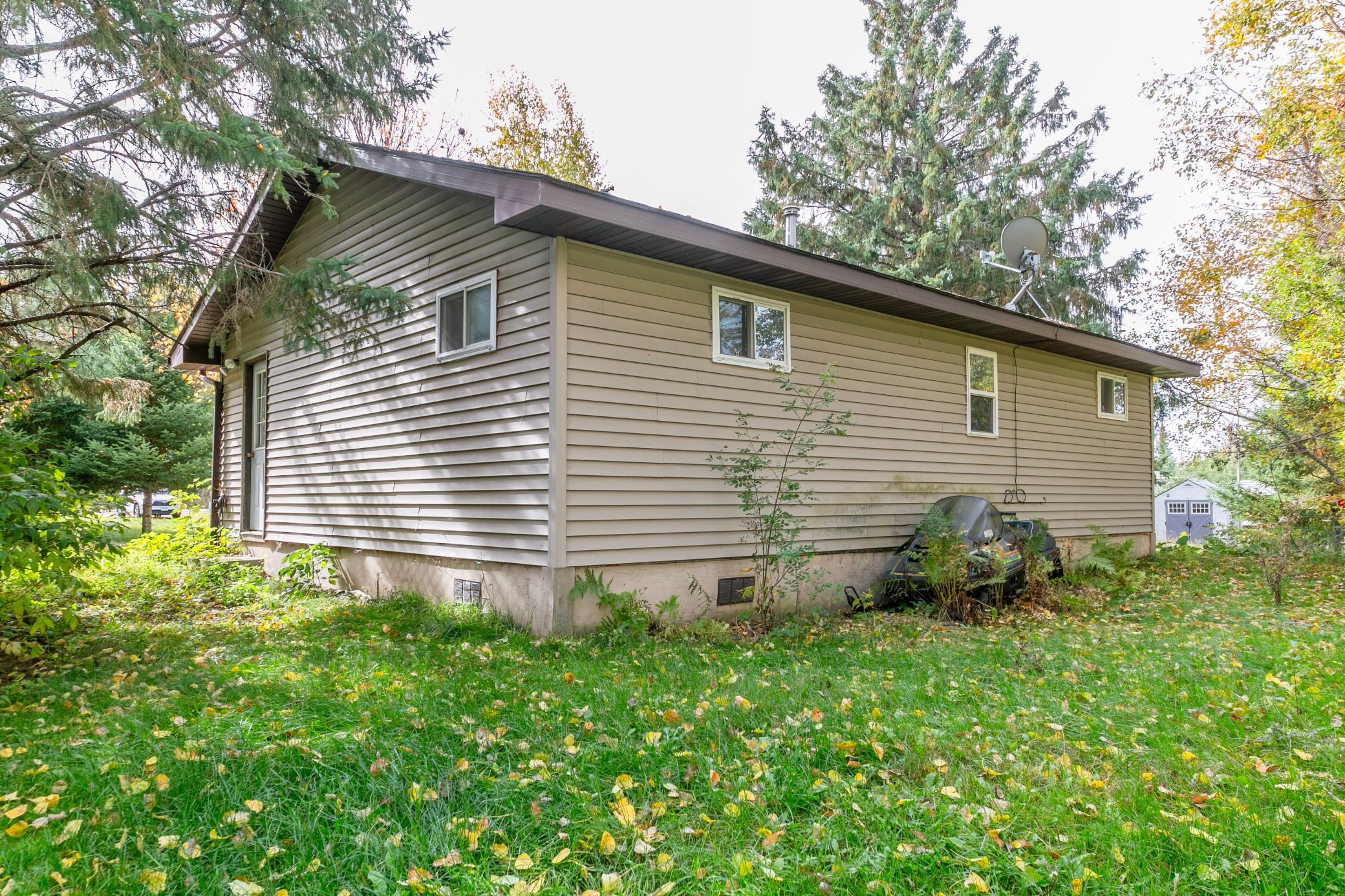 4242 County 4 Ne Property Photo 17