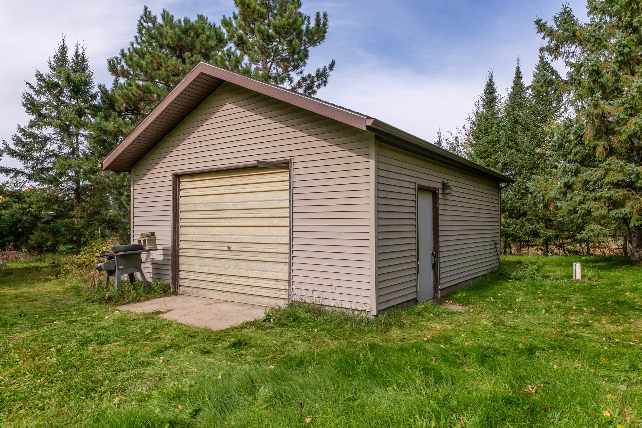4242 County 4 Ne Property Photo 19