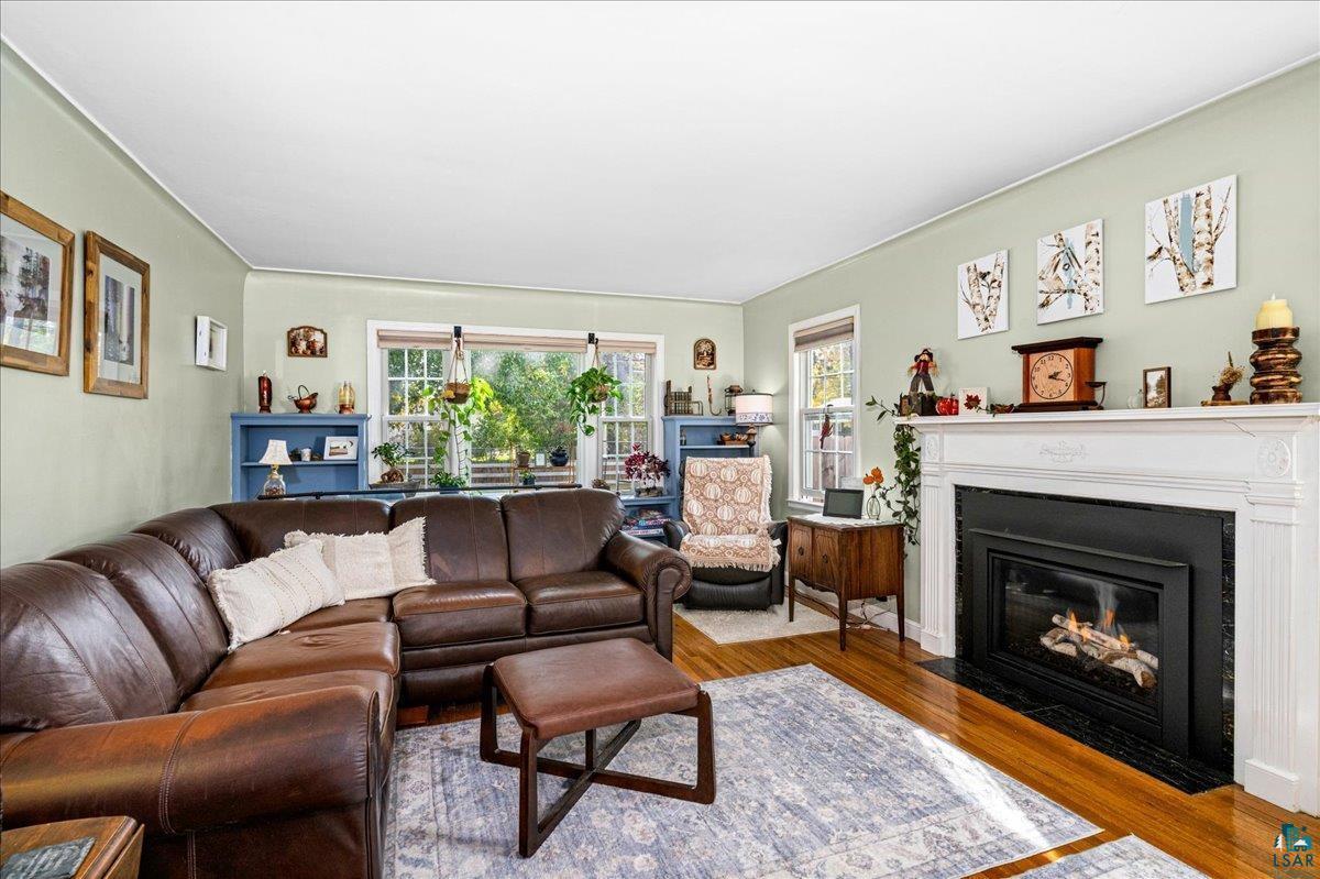 1314 Summit Avenue Property Photo 3