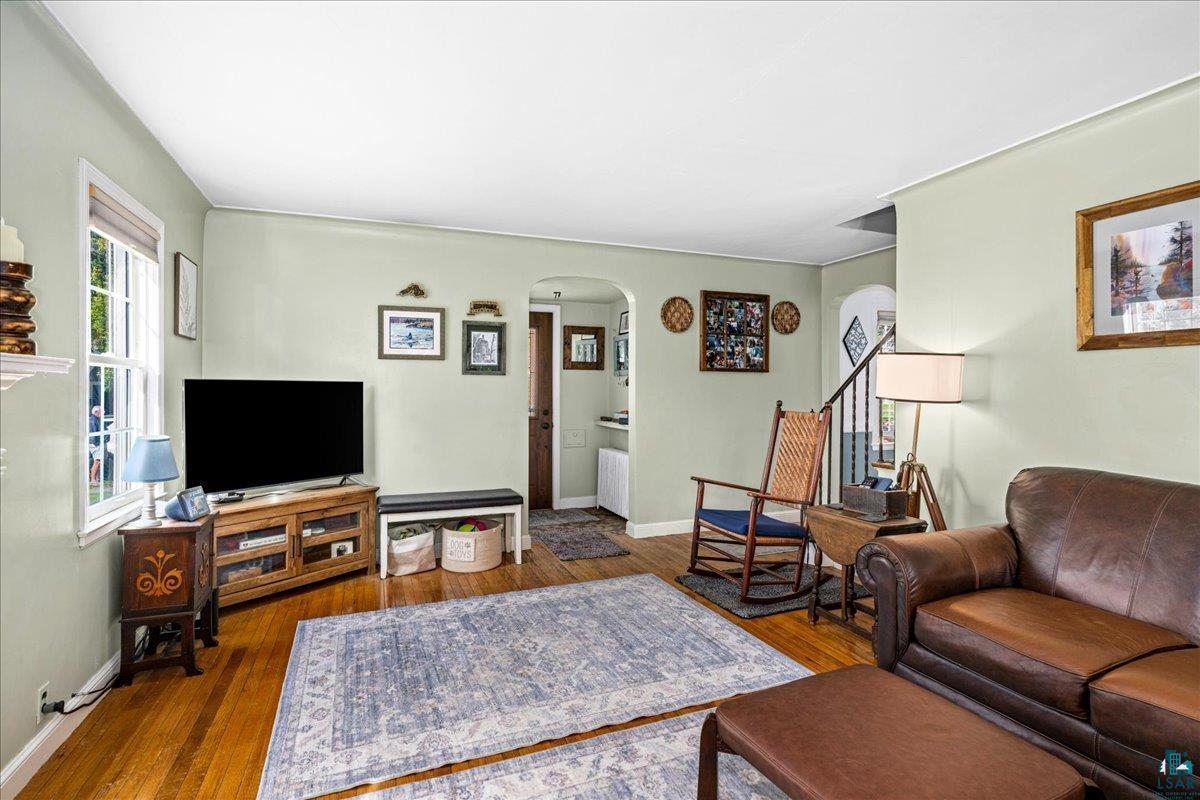 1314 Summit Avenue Property Photo 5