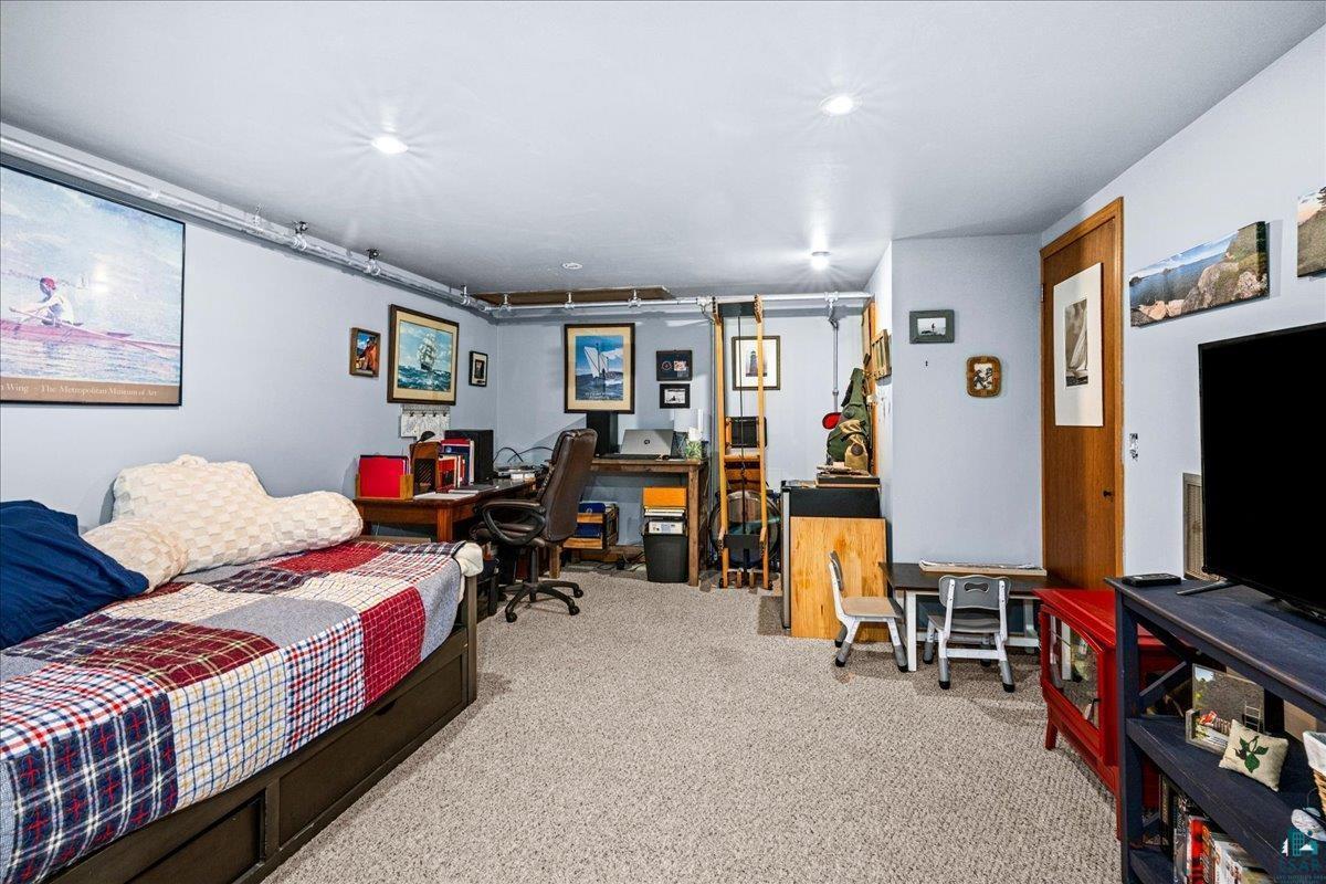 1314 Summit Avenue Property Photo 15