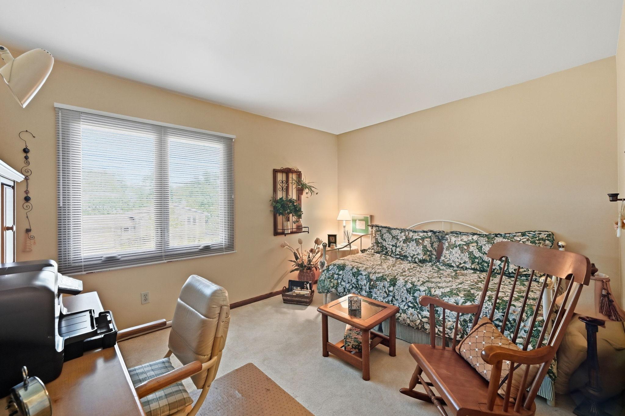 18731 Maple Leaf Drive Property Photo 16