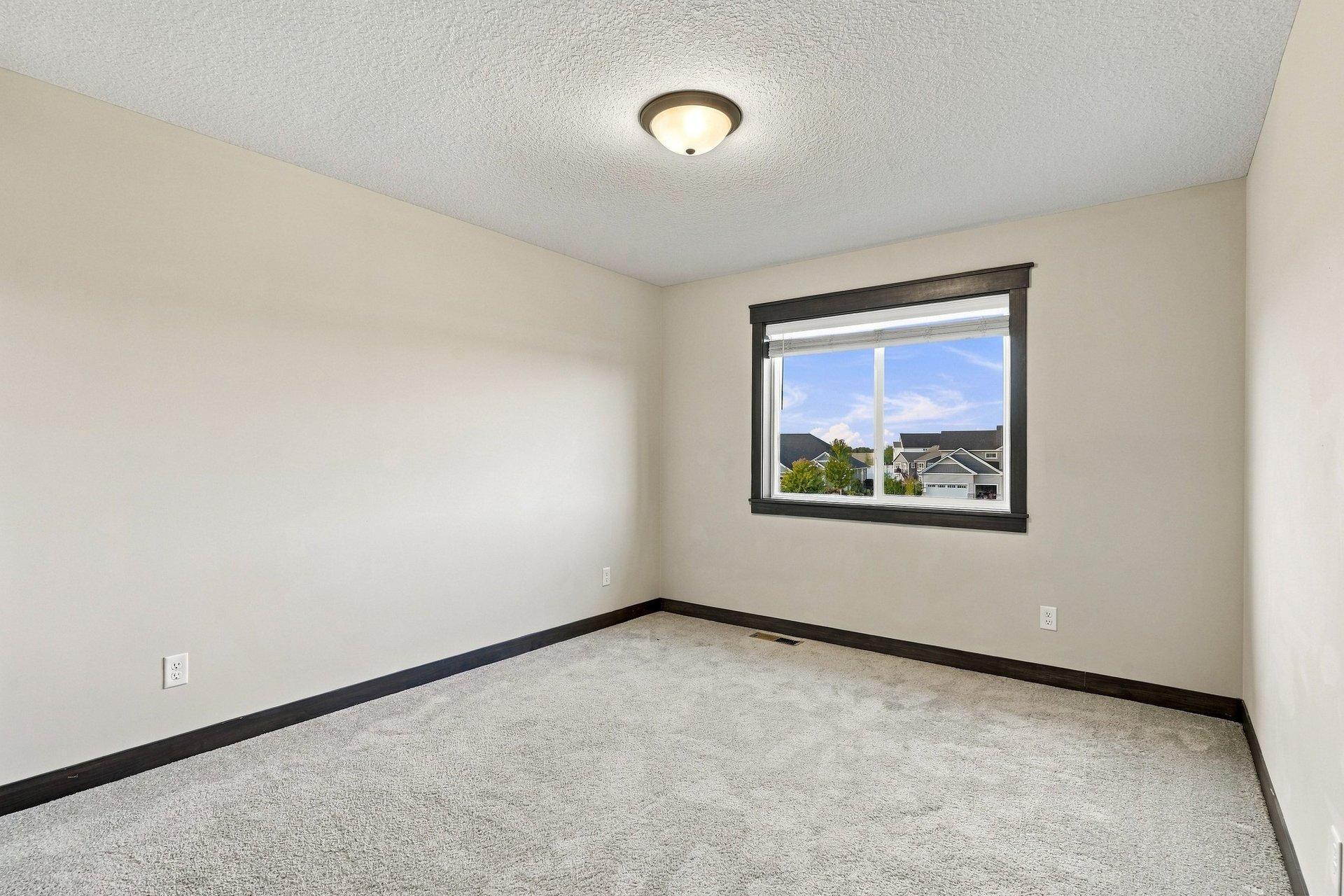 8212 198th Street W Property Photo 28