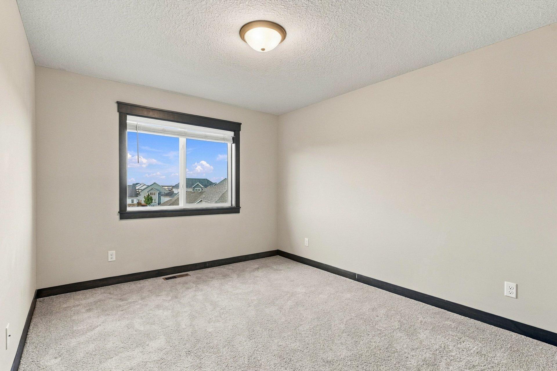 8212 198th Street W Property Photo 30