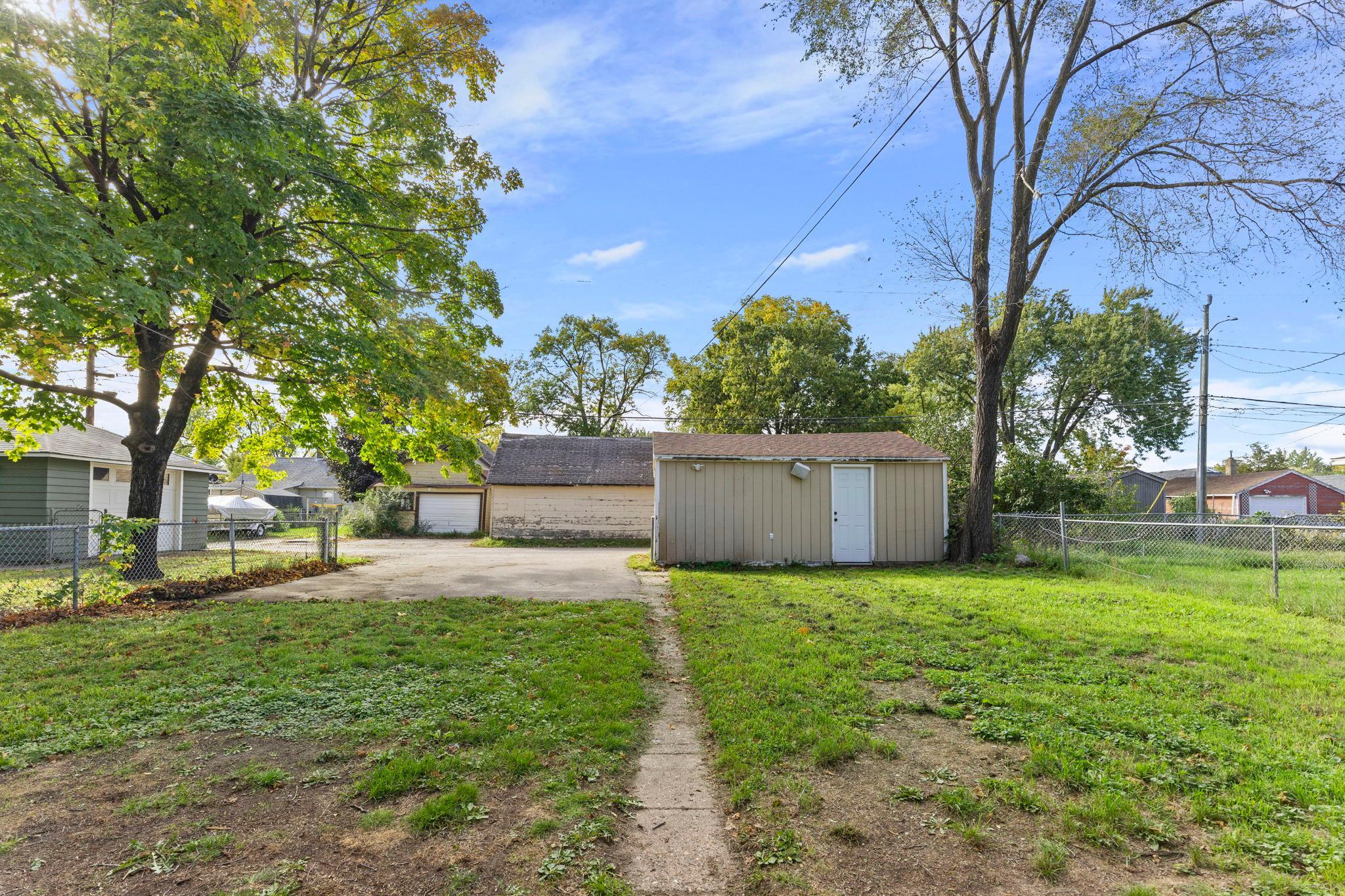 231 22nd Avenue N Property Photo 28