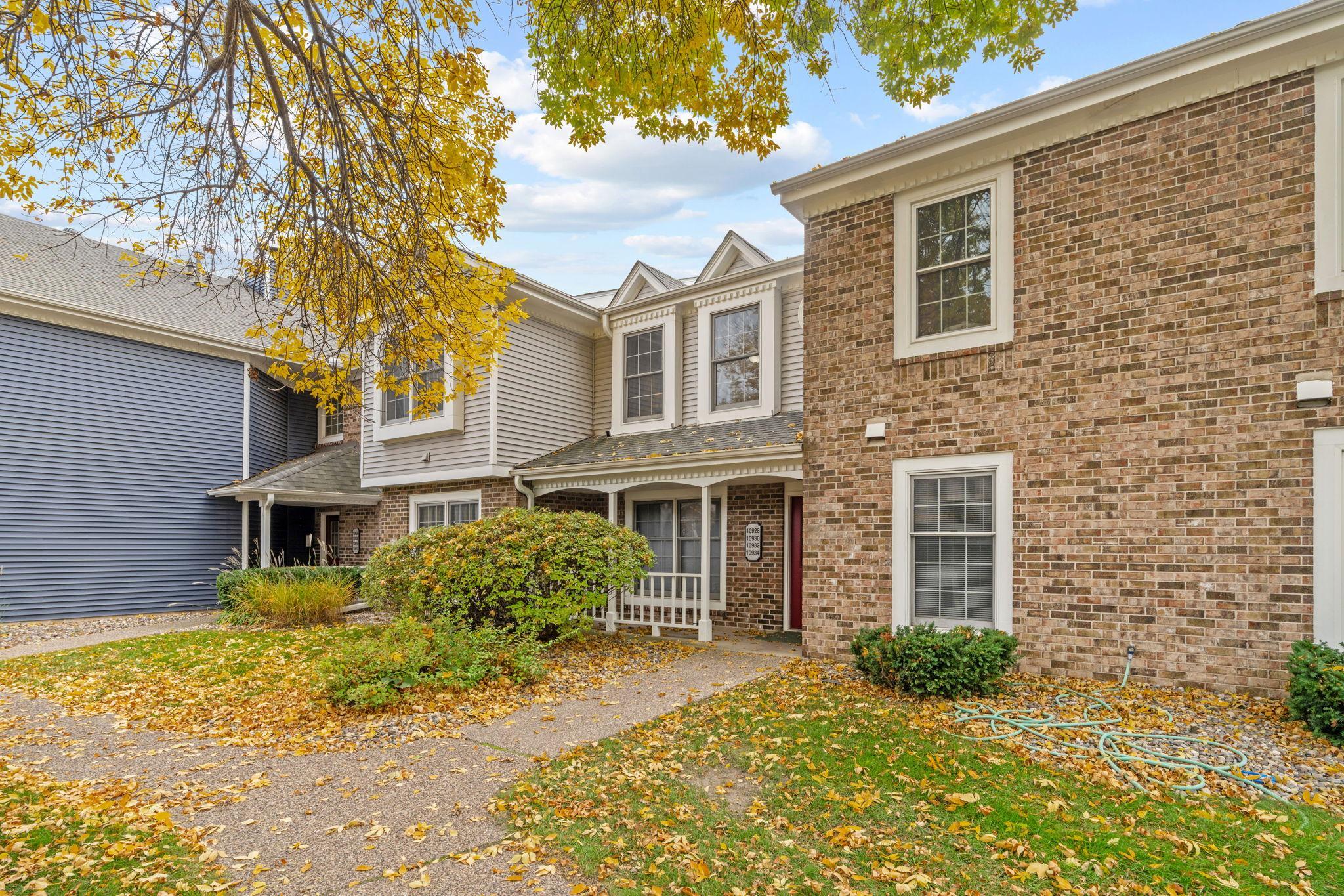 10932 Quebec Avenue S Property Photo 2