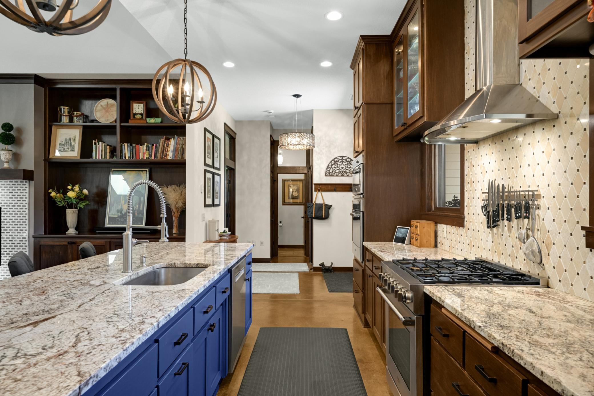 15850 116th Circle N Property Photo 9