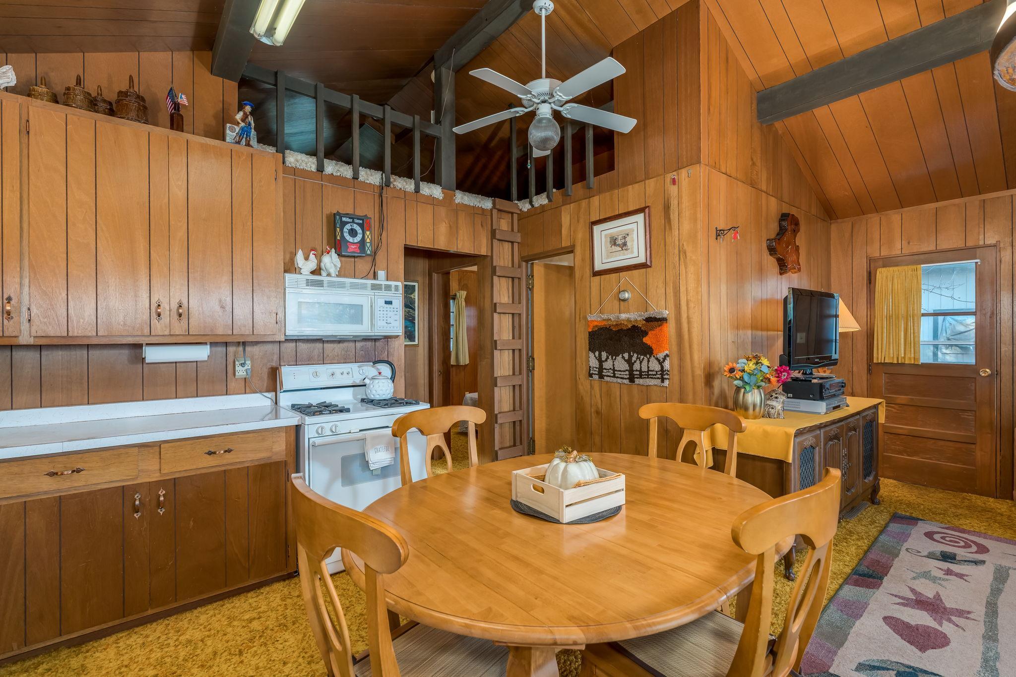 25076 Swedes Bay Lane Property Photo 7
