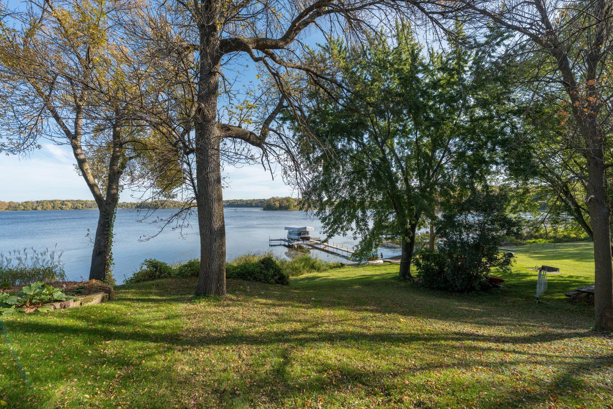25076 Swedes Bay Lane Property Photo 12