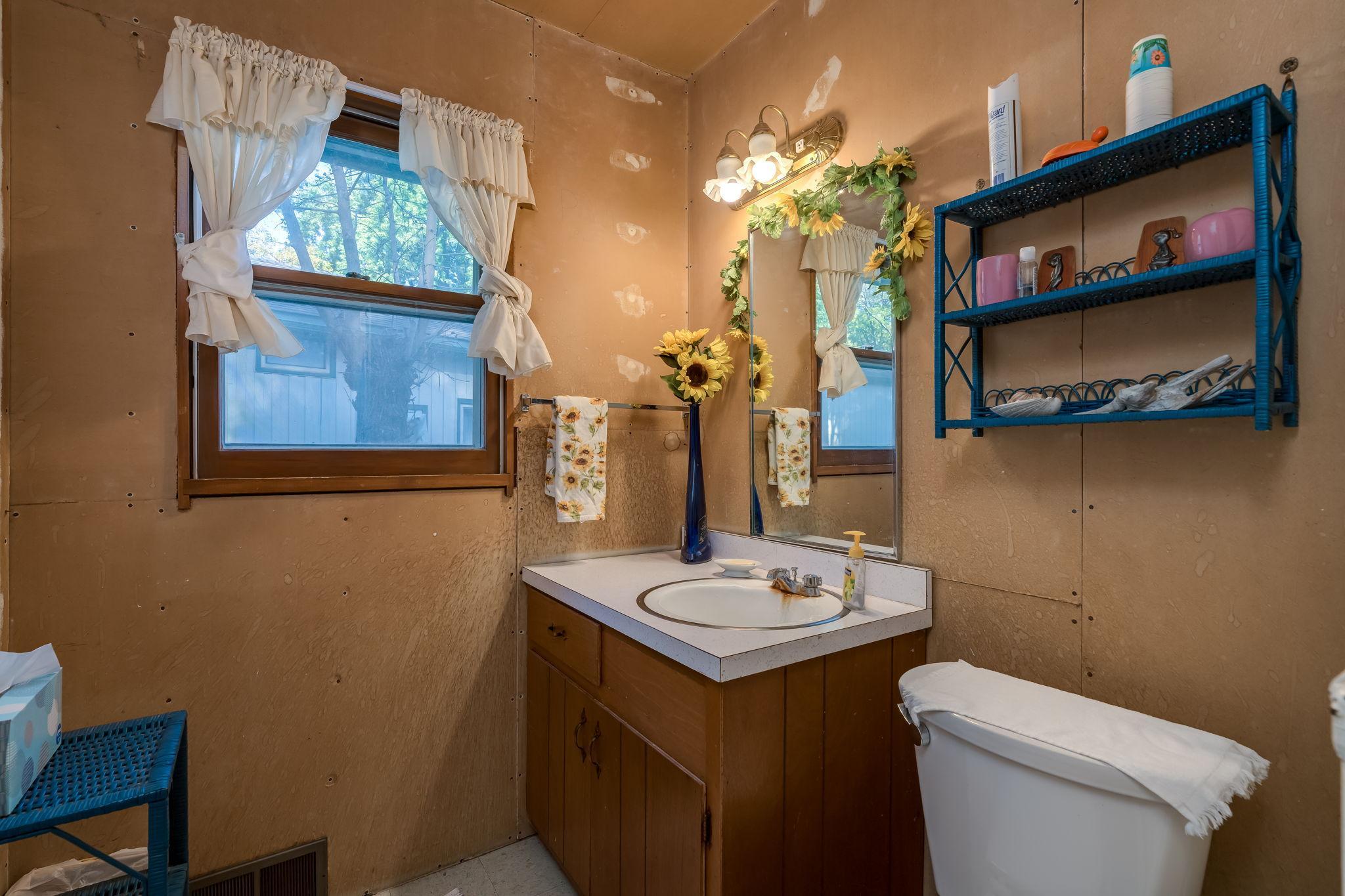 25076 Swedes Bay Lane Property Photo 25