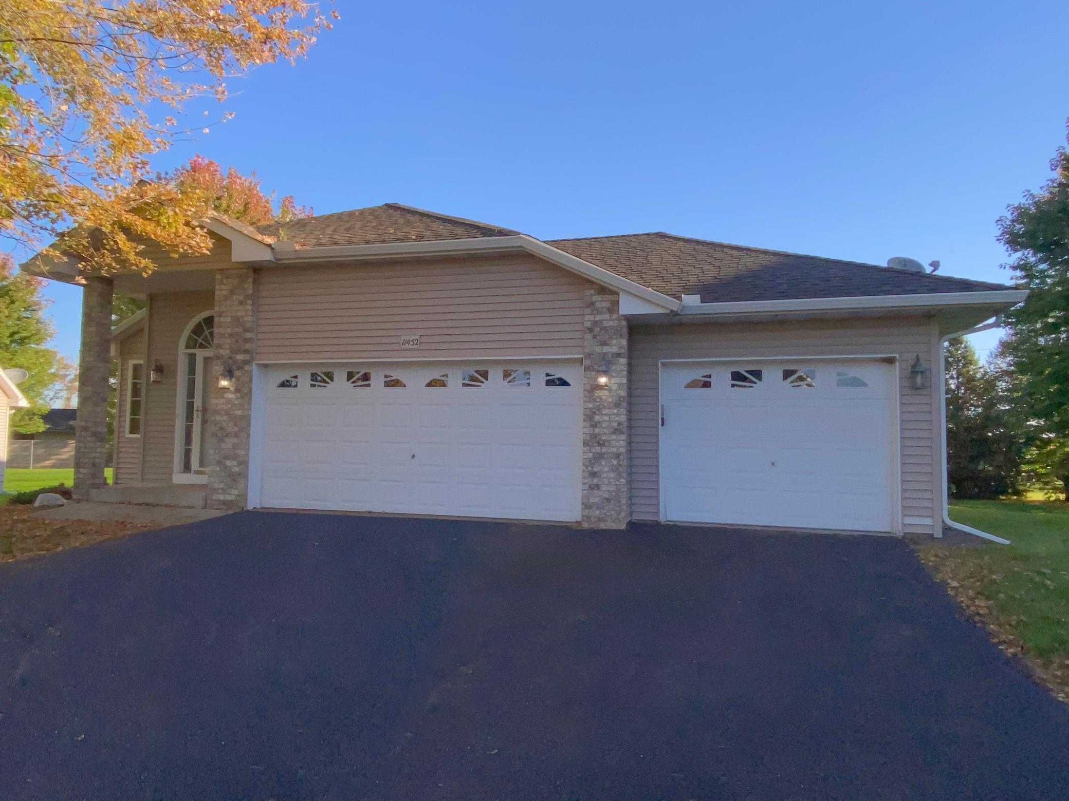 11452 17th Place NE Property Photo 1