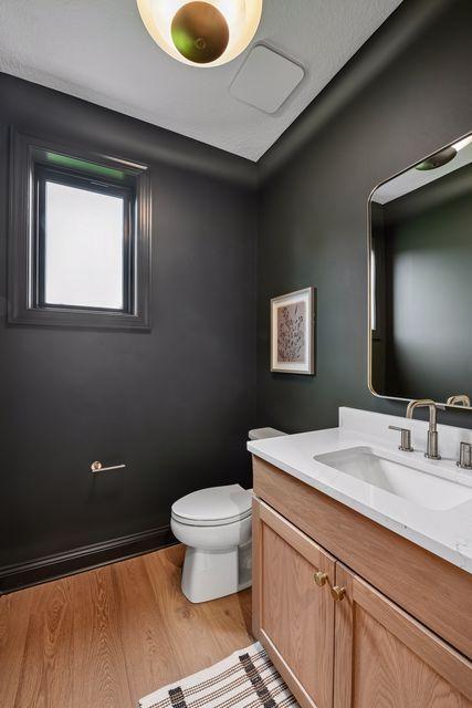 751 W 96th Street Property Photo 5
