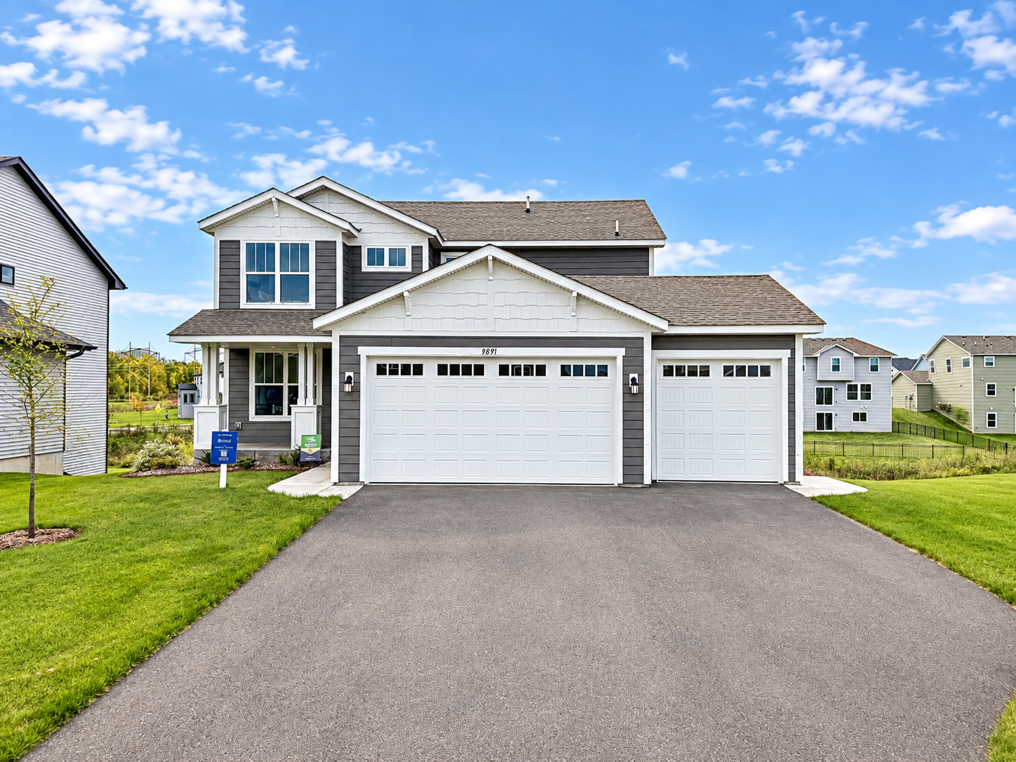 9897 50th Bay NE Property Photo 1