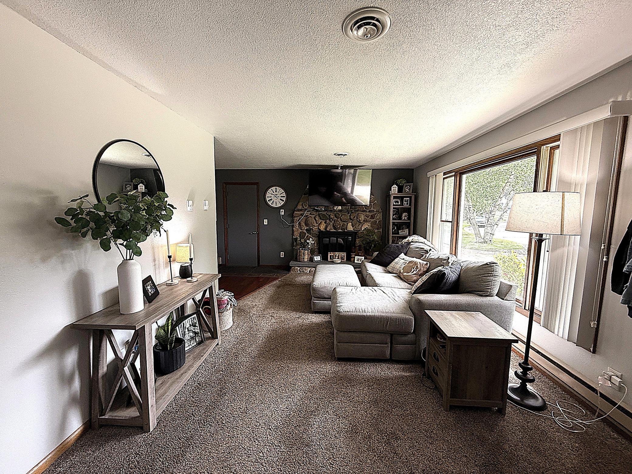 112 Orchard Circle Property Photo 7