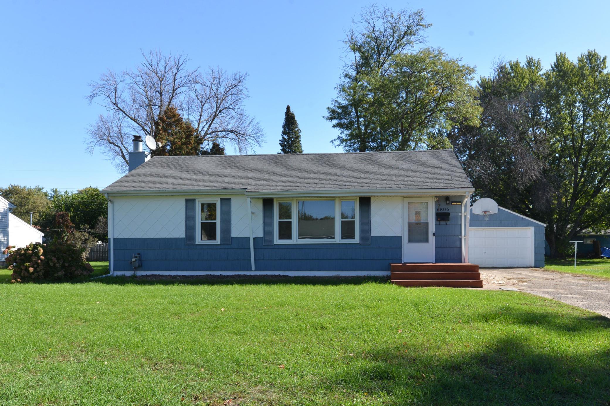 6806 Scott Avenue N Property Photo 1