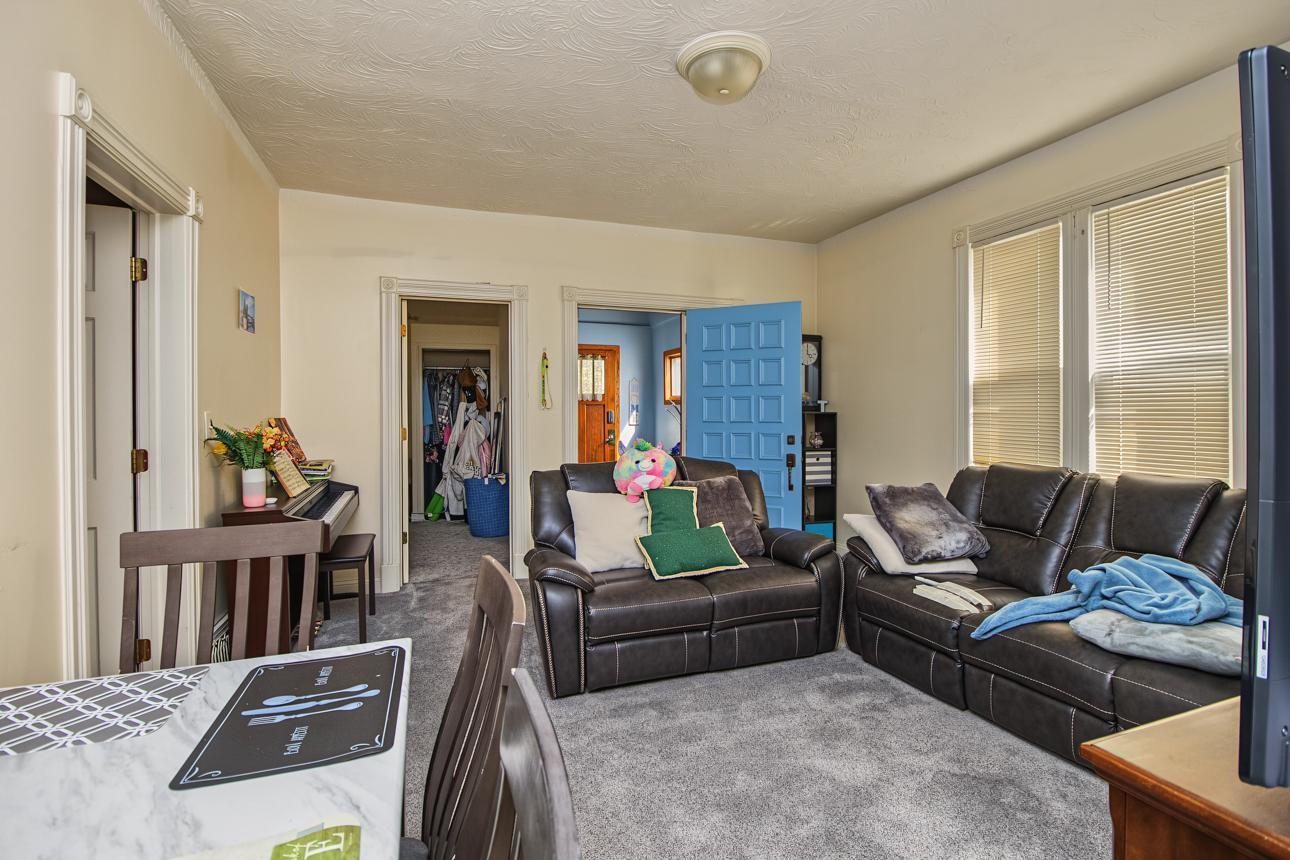 970 Sherburne Avenue Property Photo 3