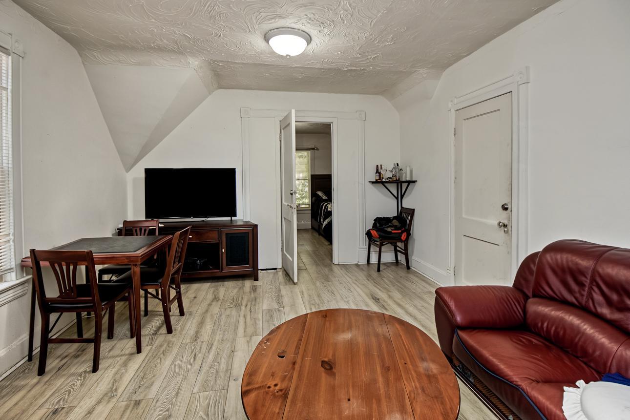 970 Sherburne Avenue Property Photo 11