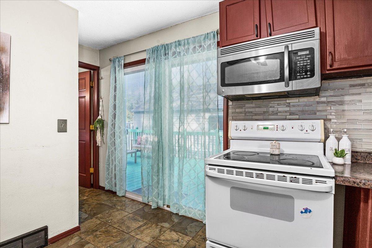 1022 Spring Lake Road Property Photo 10