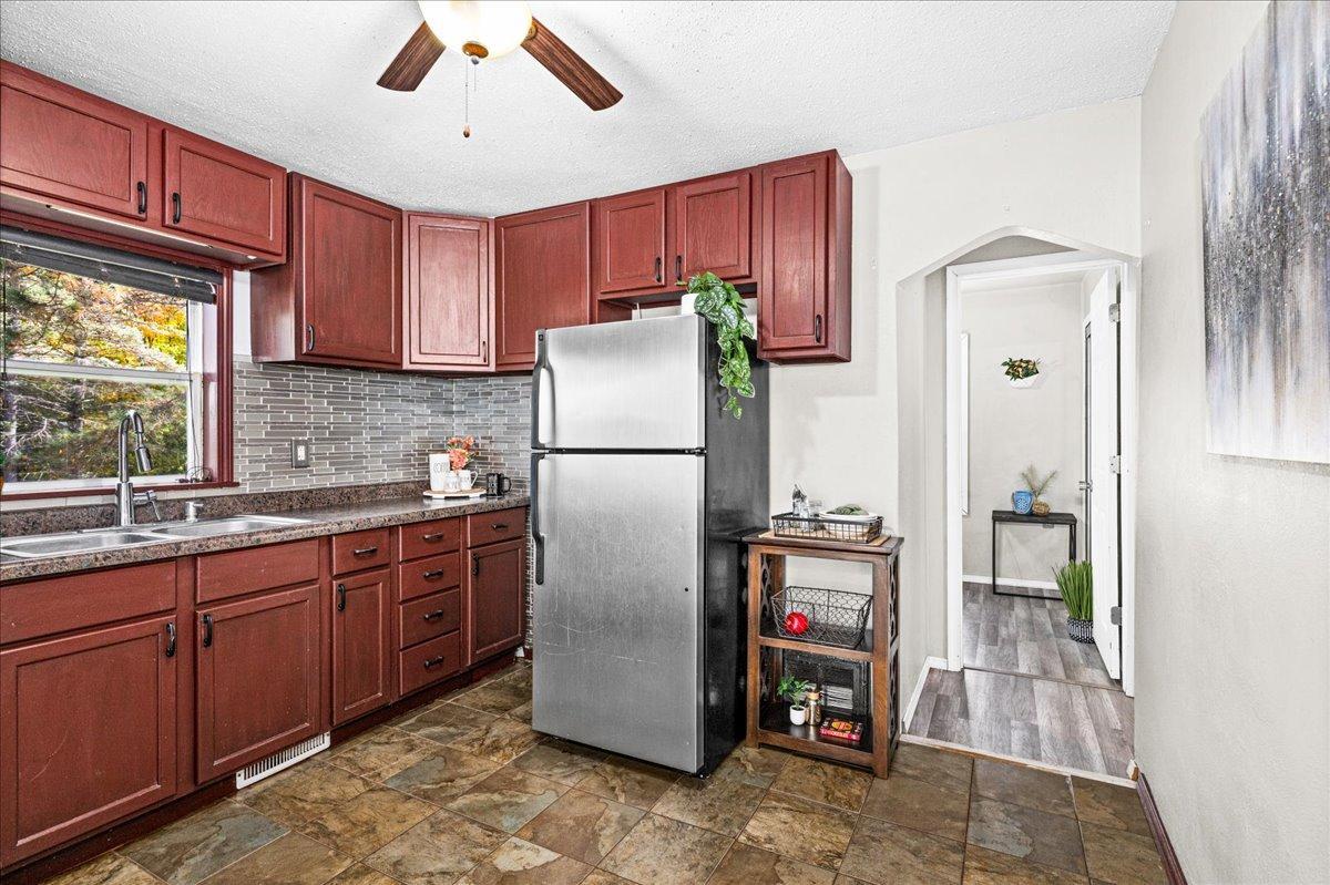 1022 Spring Lake Road Property Photo 11