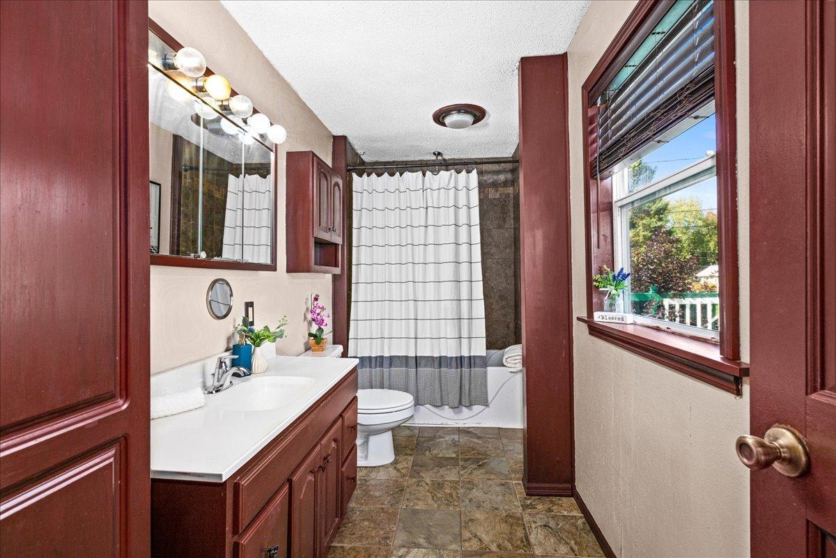 1022 Spring Lake Road Property Photo 12