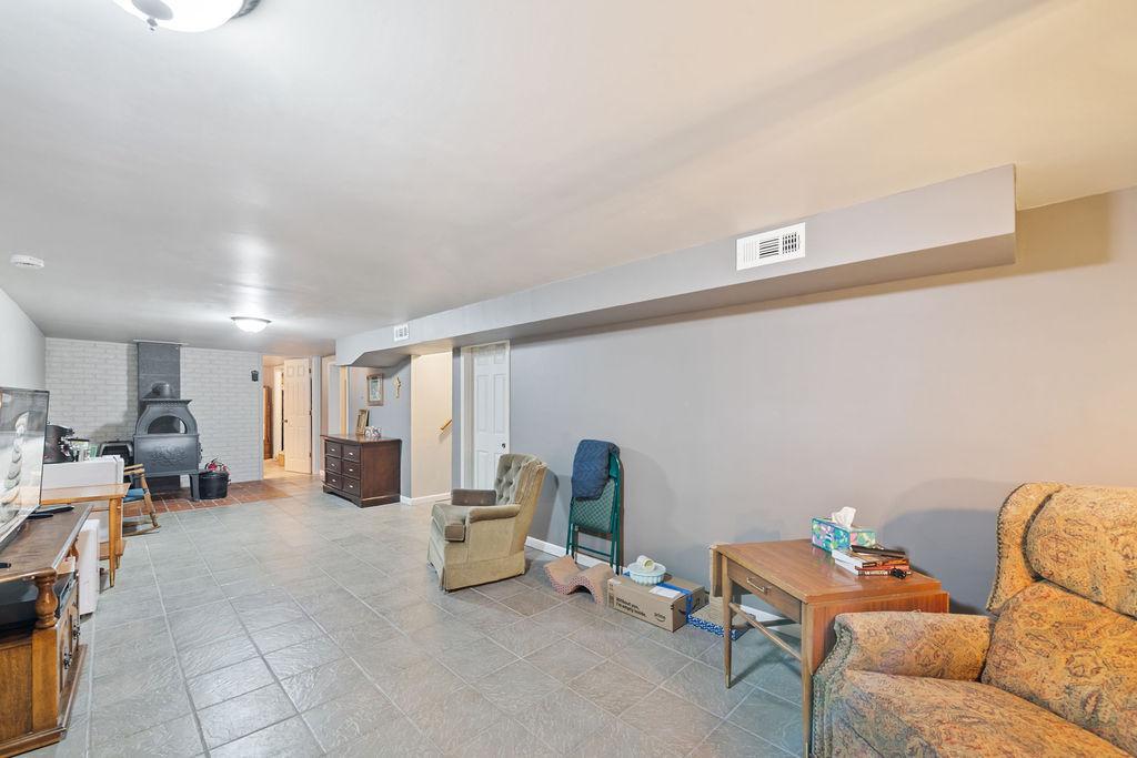 57 Bruce Circle Property Photo 25