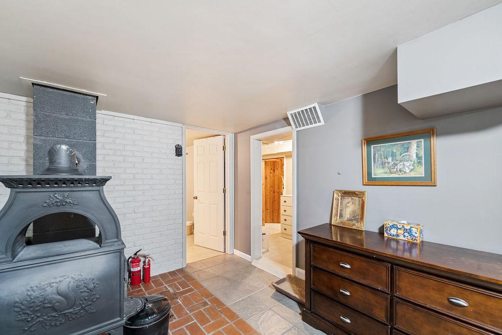 57 Bruce Circle Property Photo 27
