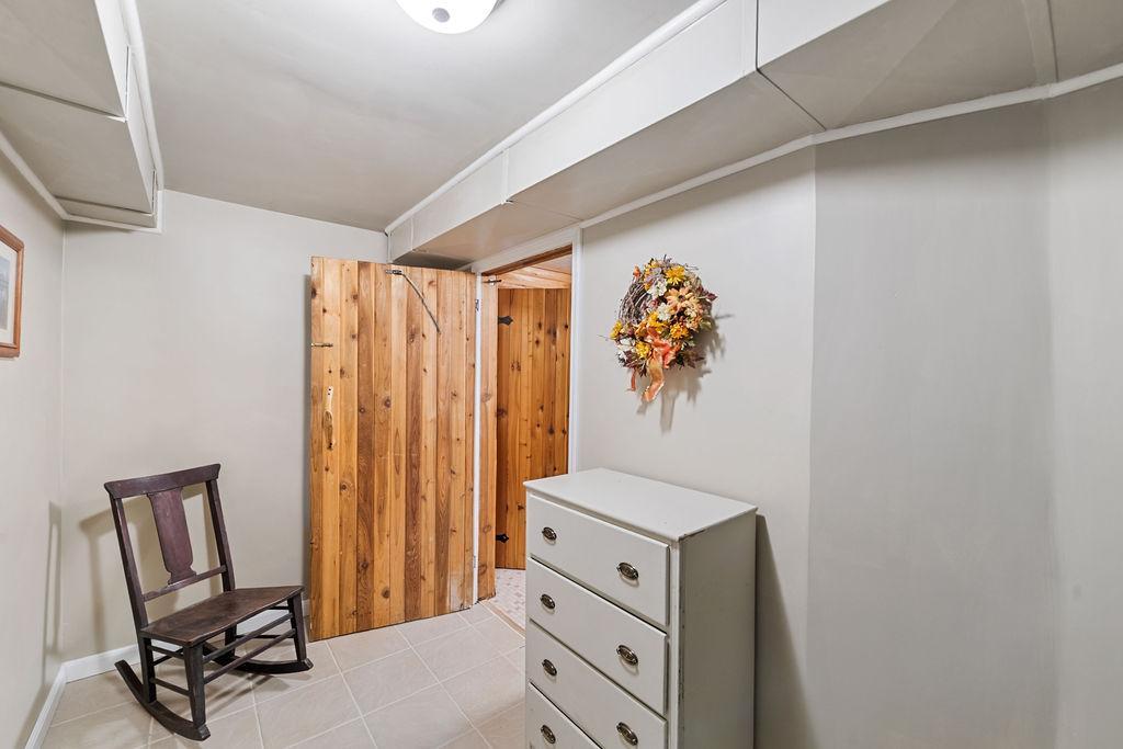 57 Bruce Circle Property Photo 28