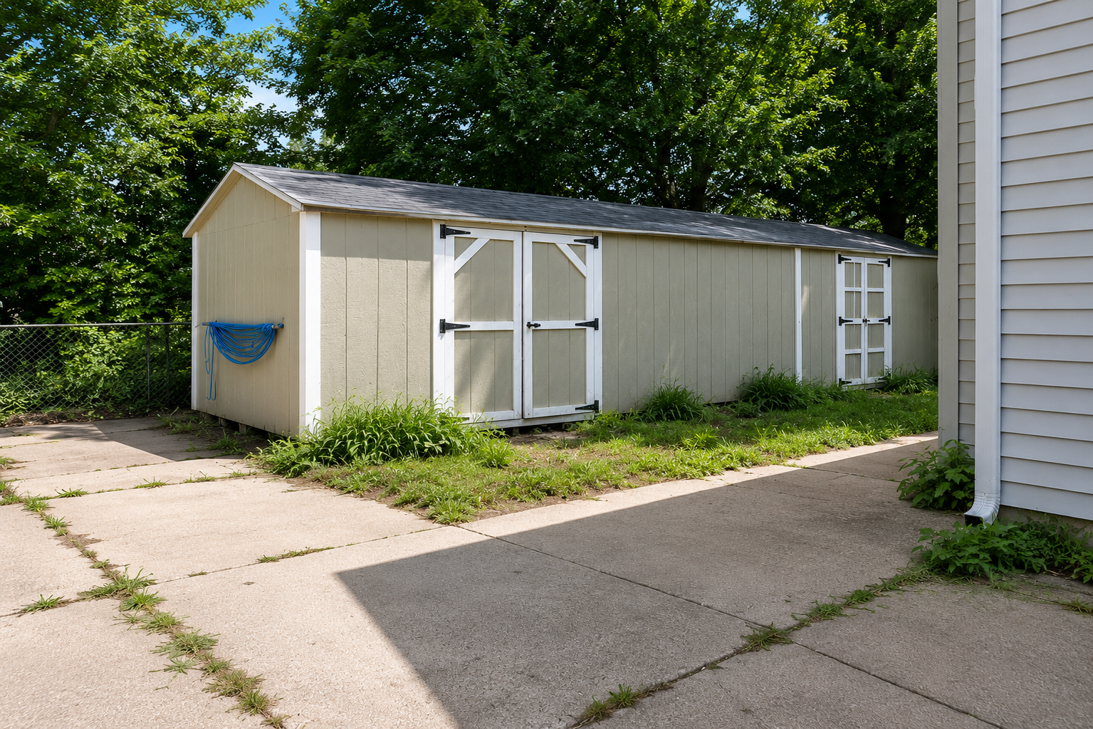 118 E Spring Street Property Photo 13