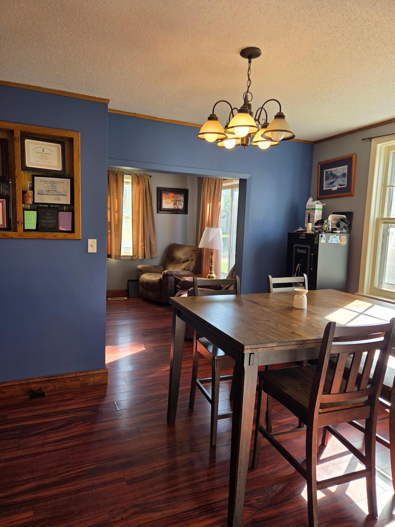 405 1st Avenue E Property Photo 6