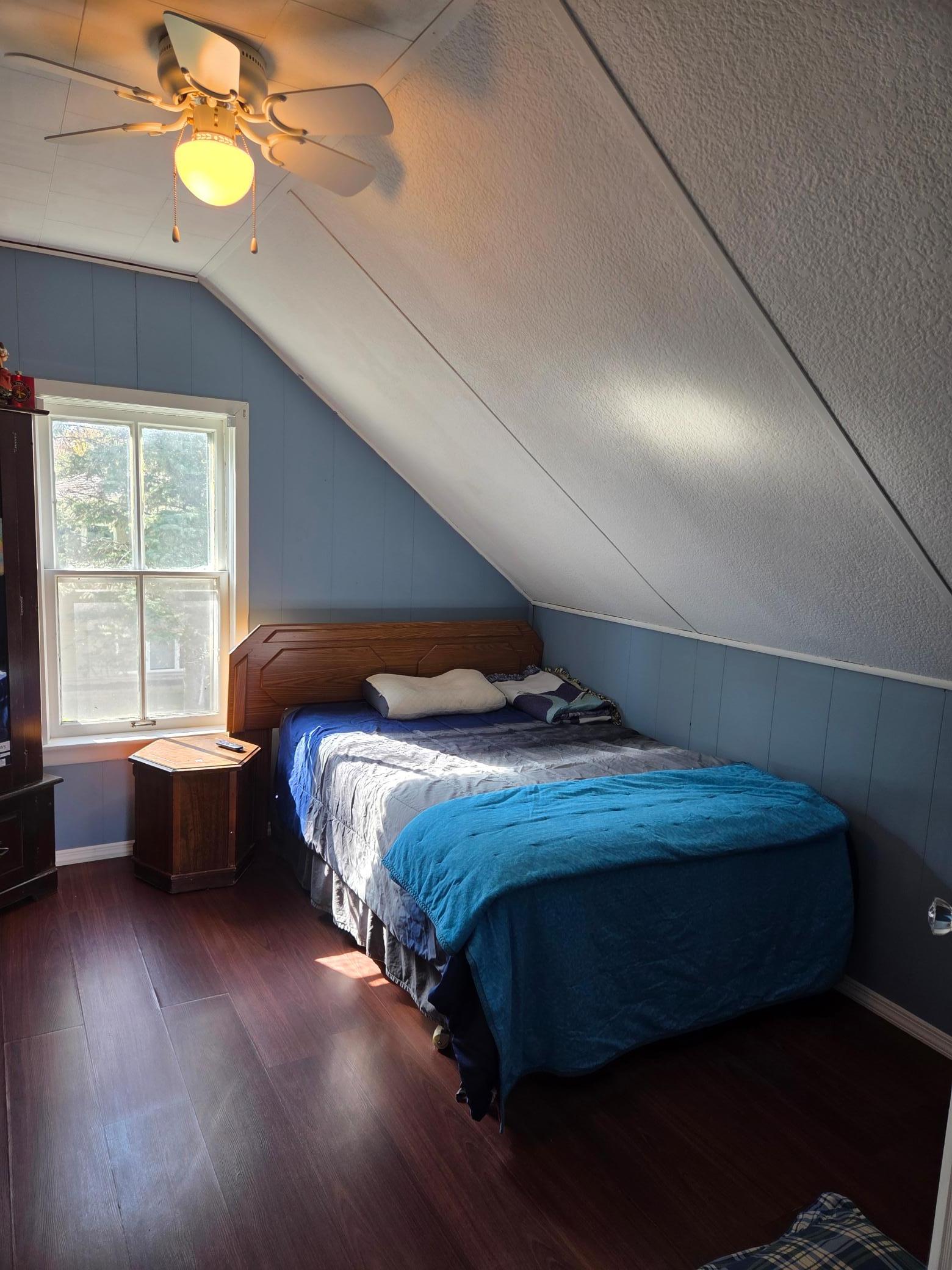 405 1st Avenue E Property Photo 12