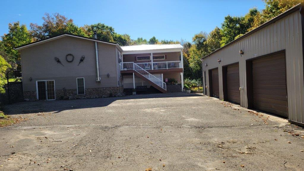 33232 260th Avenue Property Photo 6