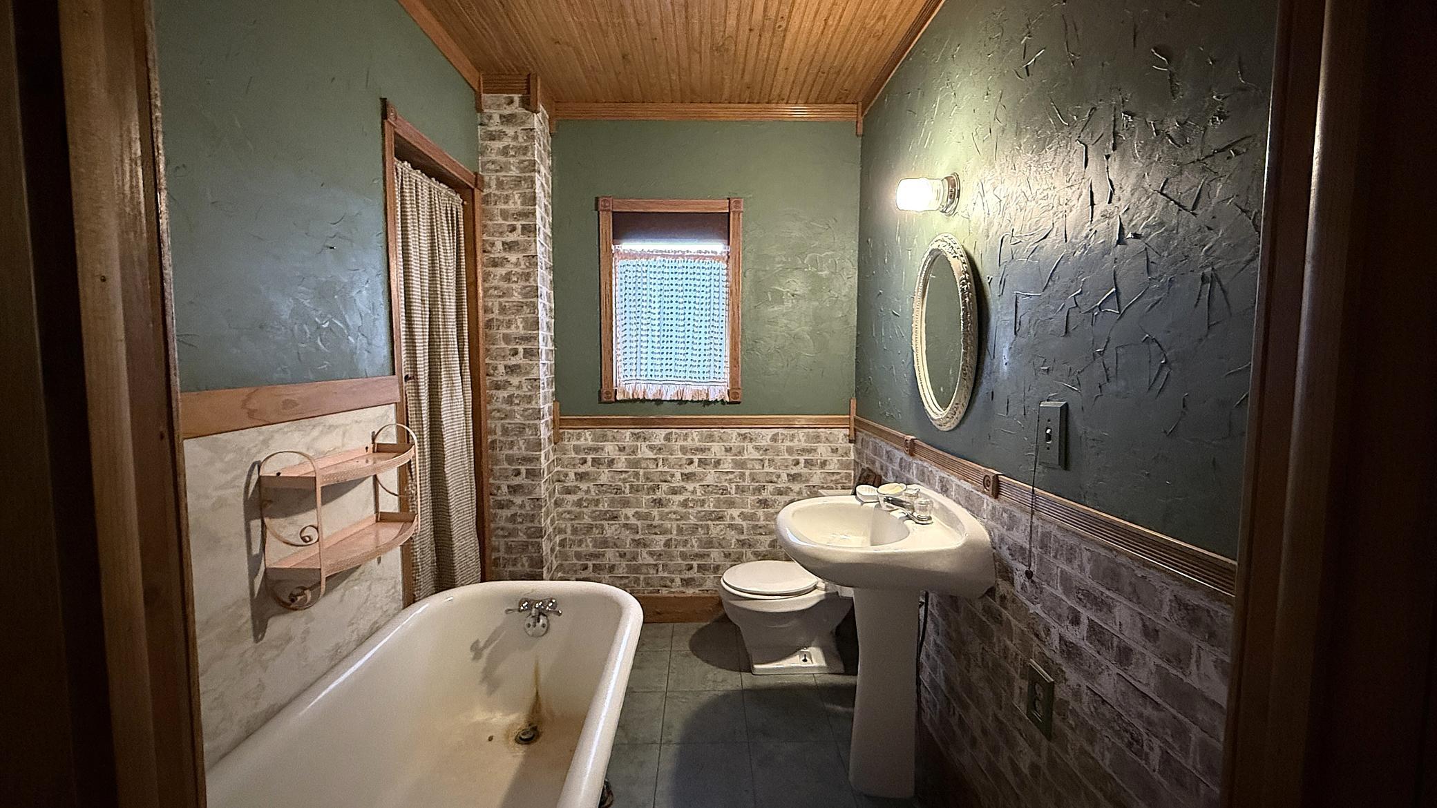 250 11th Avenue Property Photo 25