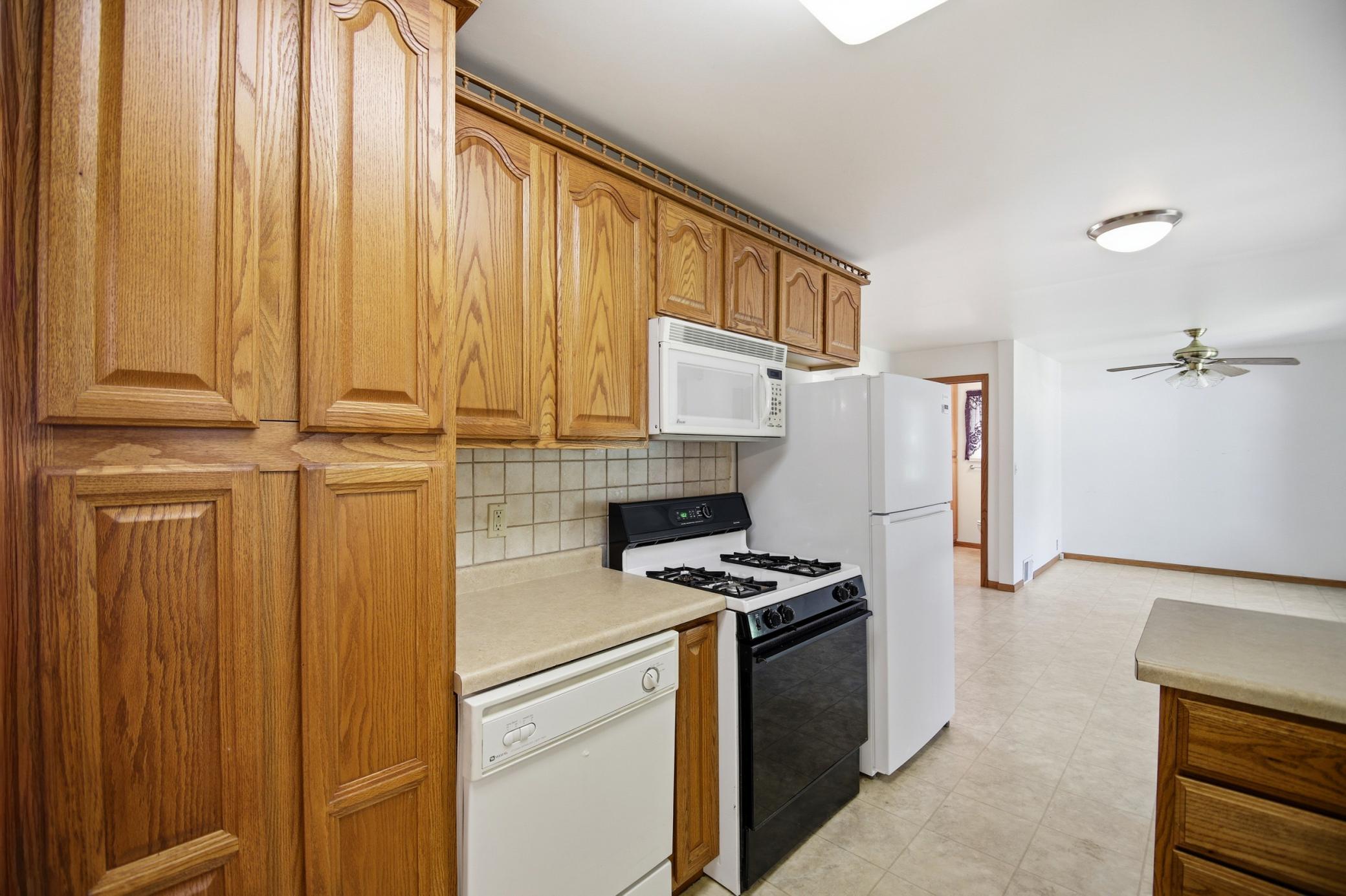 205 W North Street Property Photo 14