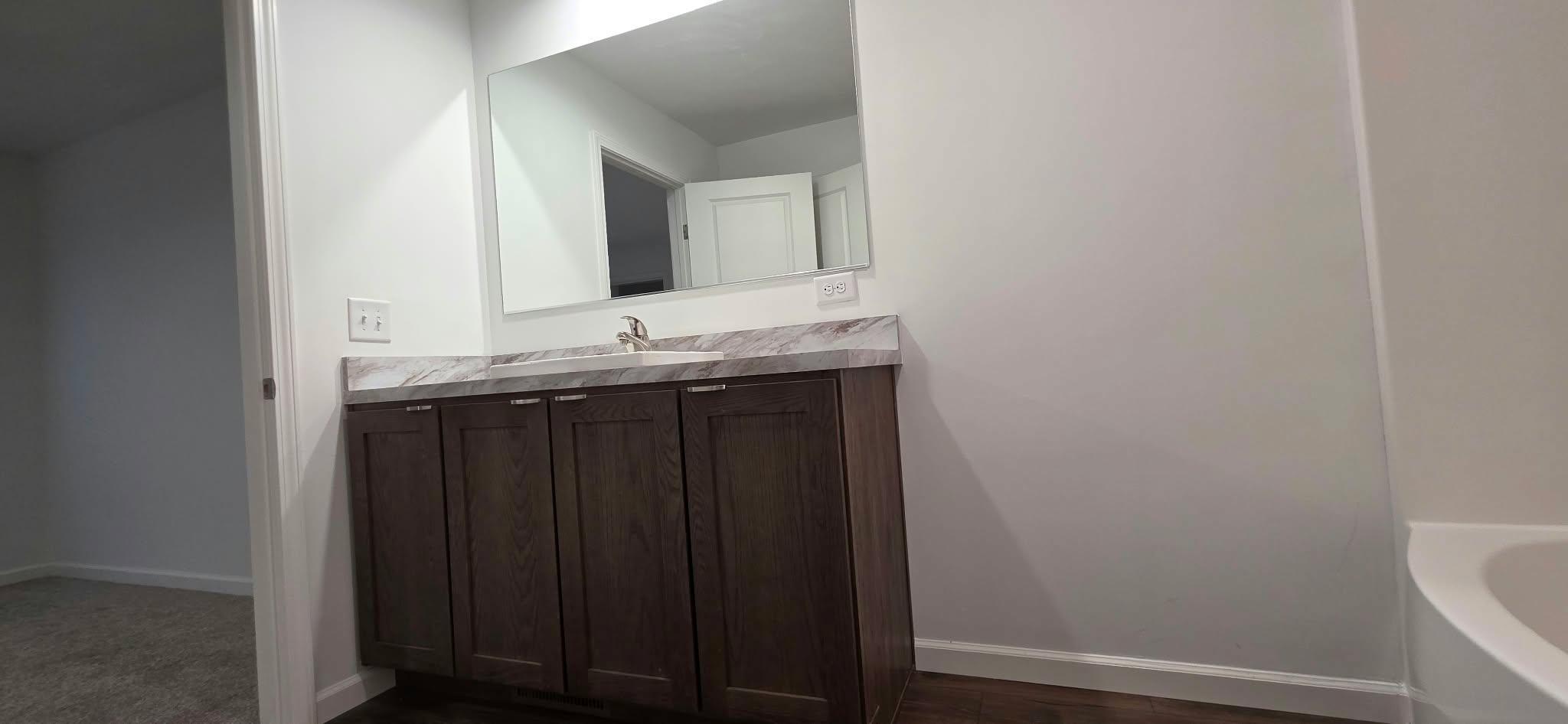 409 W Clark Street Property Photo 11