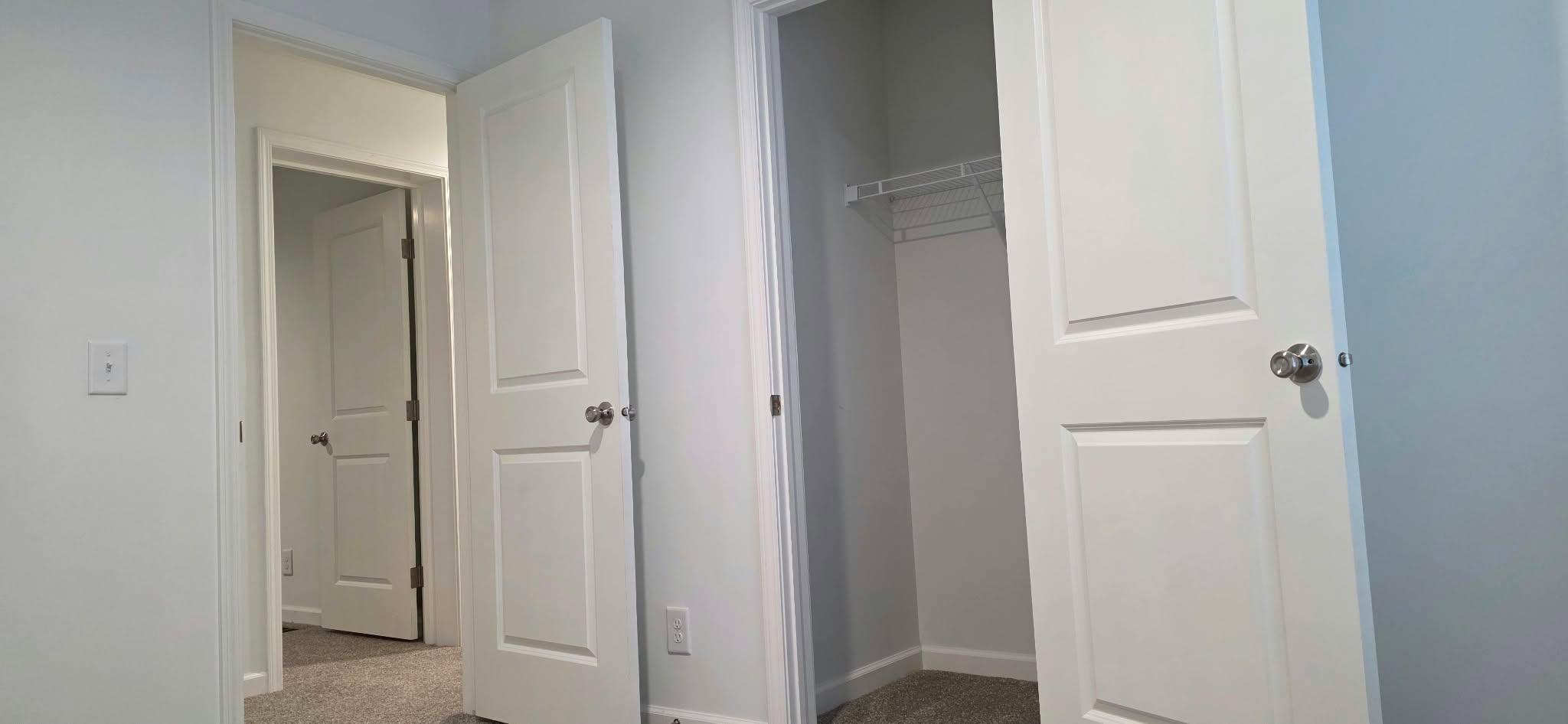 409 W Clark Street Property Photo 15
