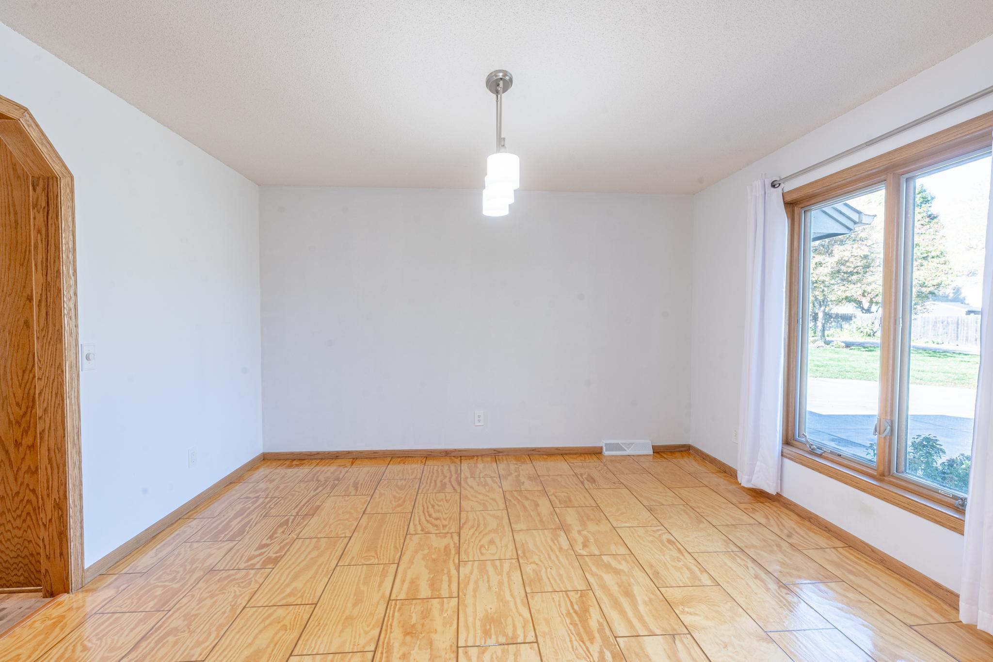 14008 Yellow Pine Street Nw Property Photo 7