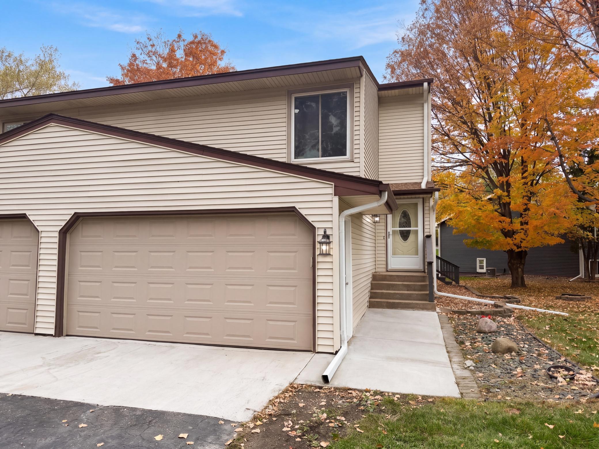 15393 Trillium Circle Property Photo 1