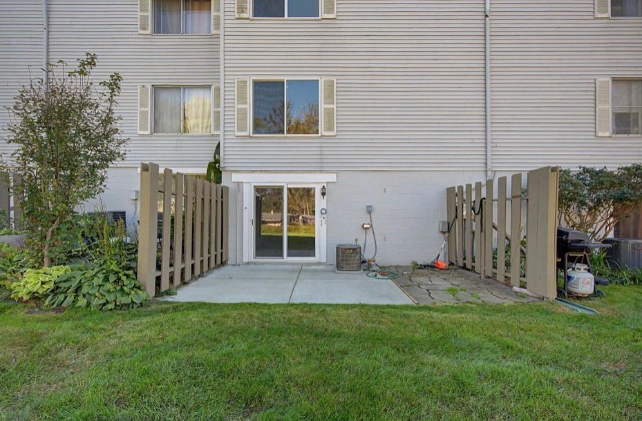 2281 Pond Avenue Property Photo 15