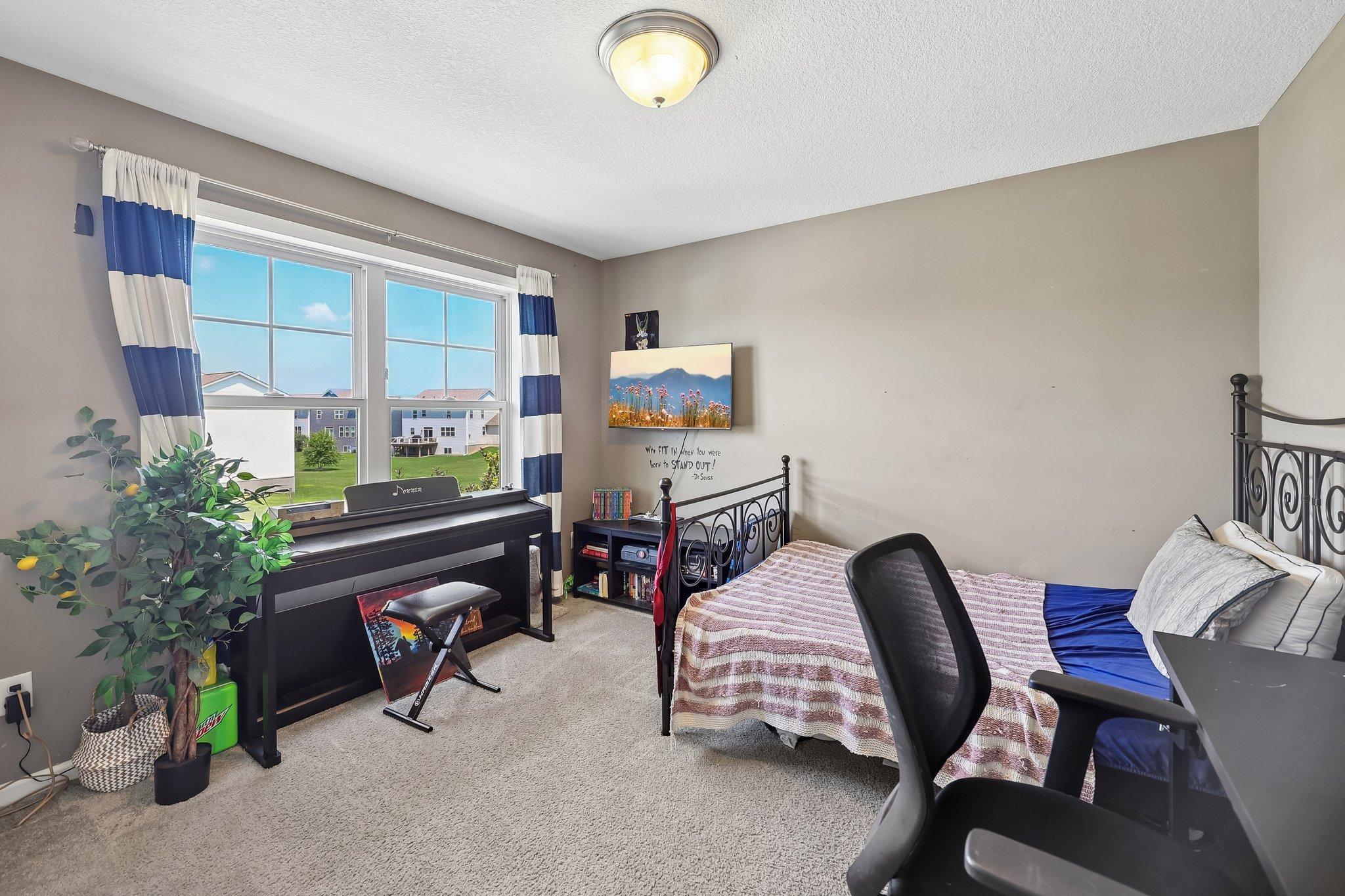 12309 Lever Street Ne Property Photo 21