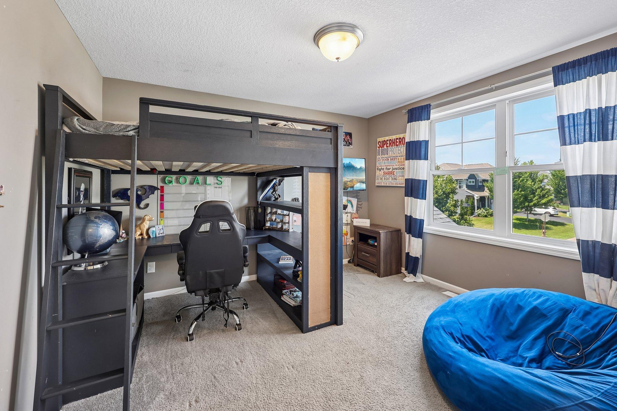 12309 Lever Street Ne Property Photo 23
