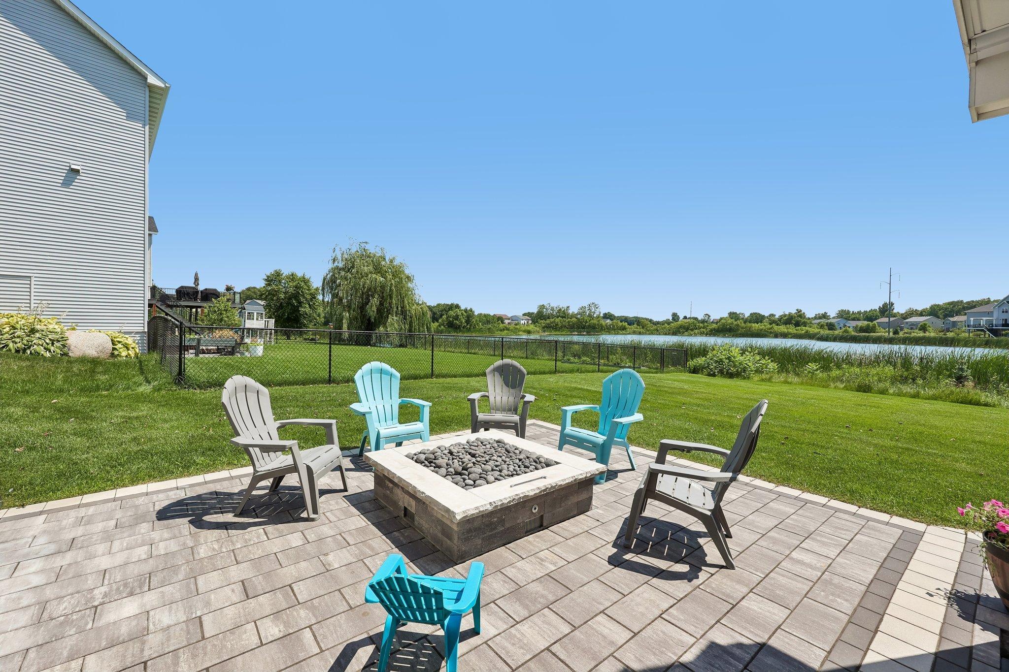 12309 Lever Street Ne Property Photo 35