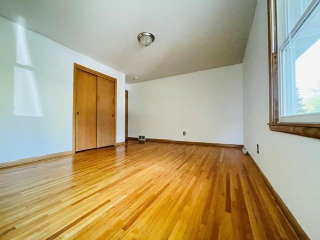 6332 Vincent Avenue S Property Photo 6