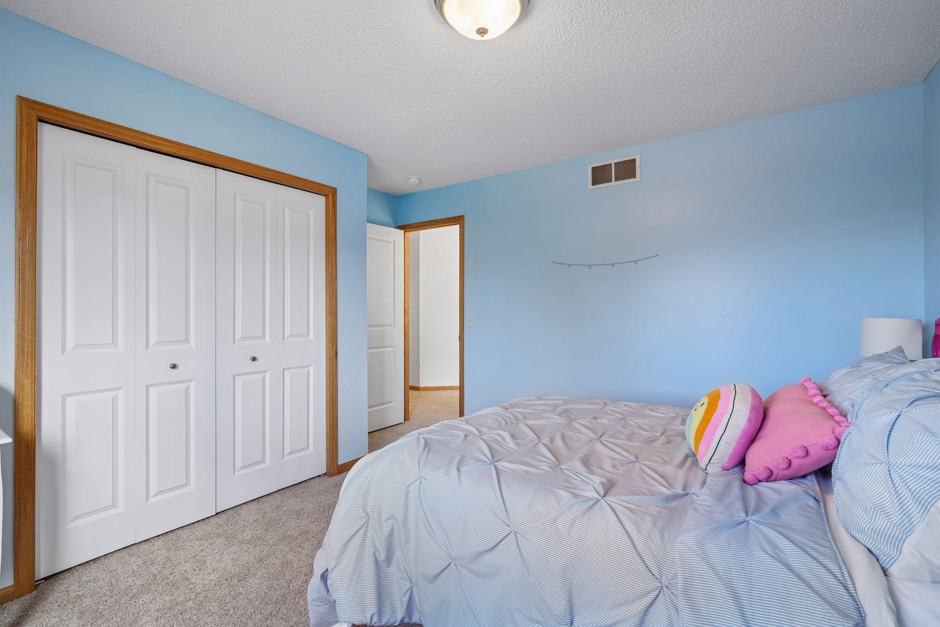 9537 Glacier Road Property Photo 33