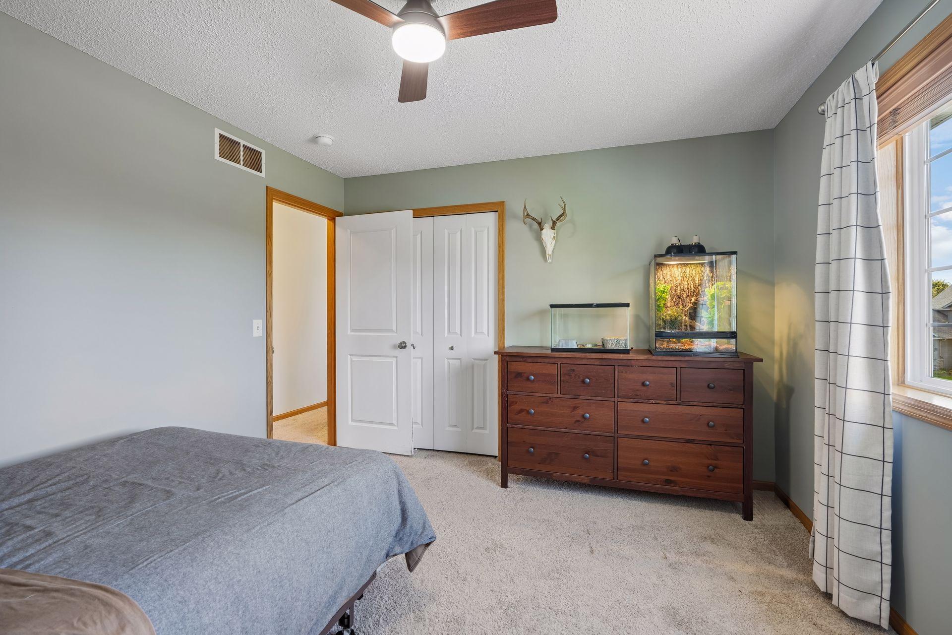 9537 Glacier Road Property Photo 35