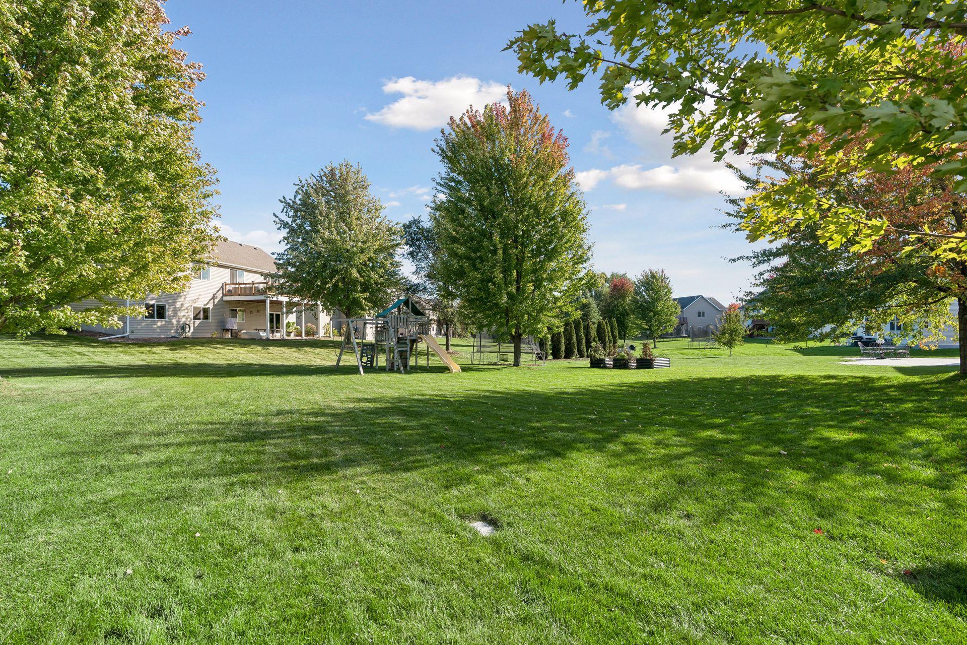 9537 Glacier Road Property Photo 47